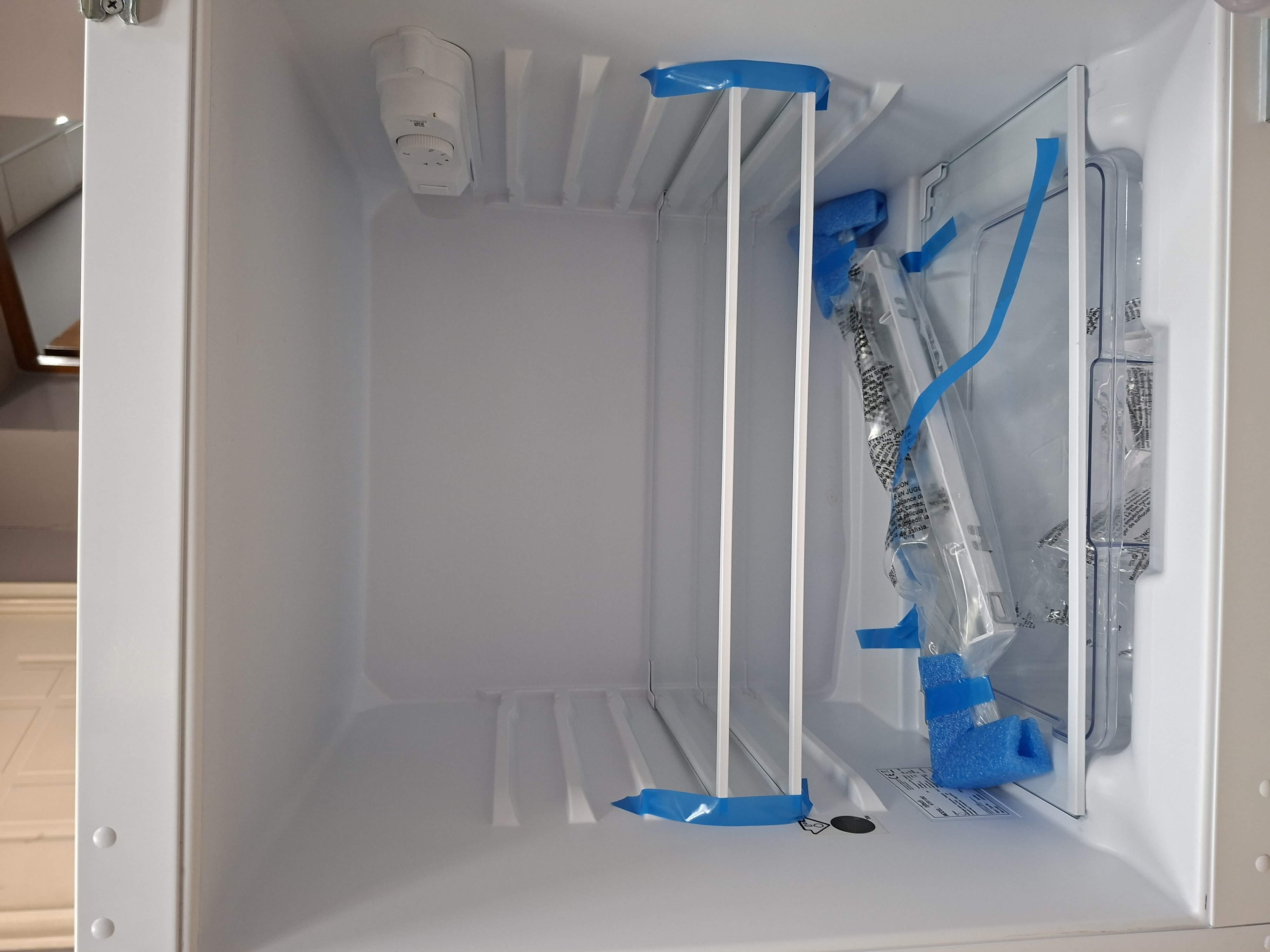 Ugradni frižider Htech HTR11352 (2), 82cm, podpultni