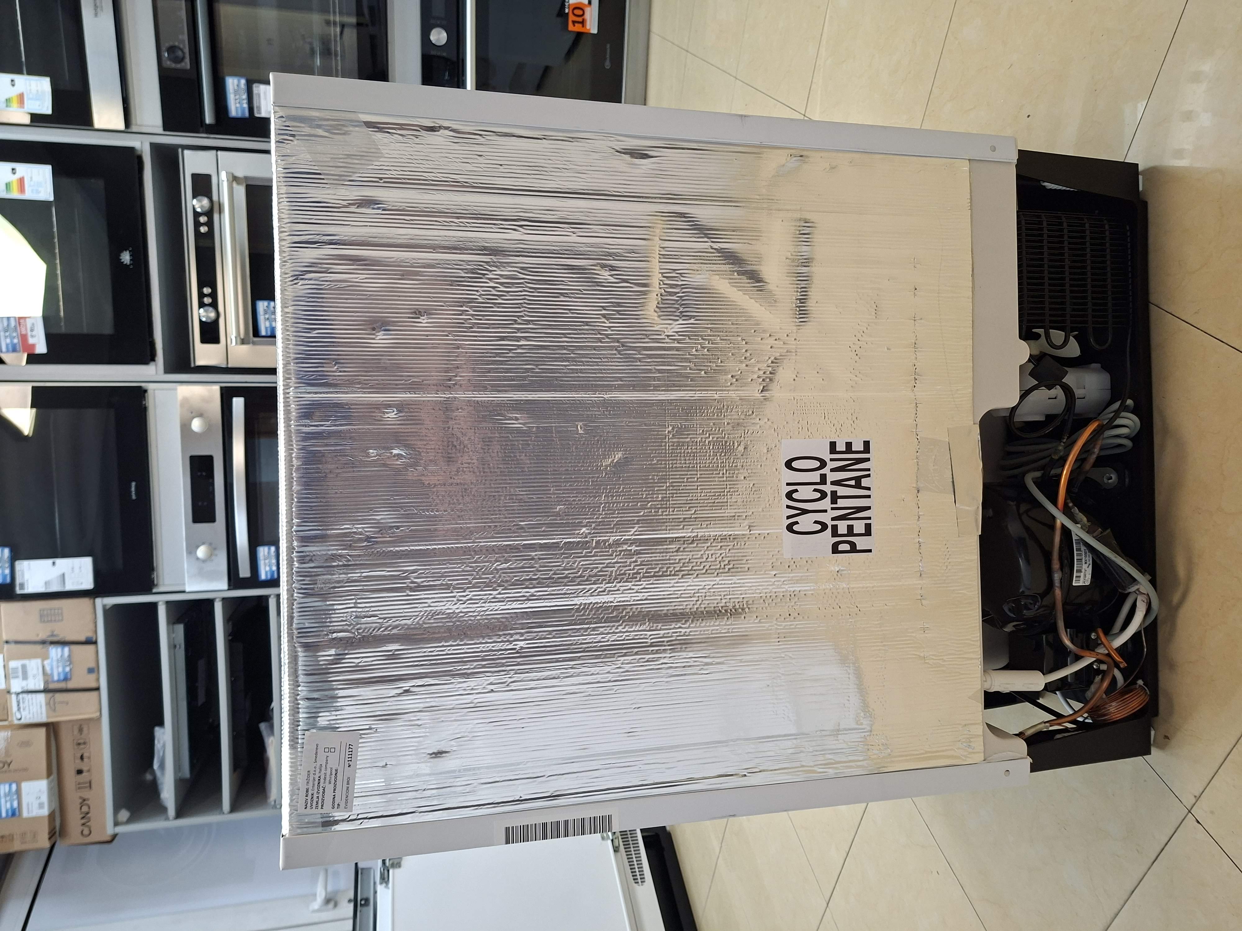 Ugradni frižider Htech HTR11352 (2), 82cm, podpultni