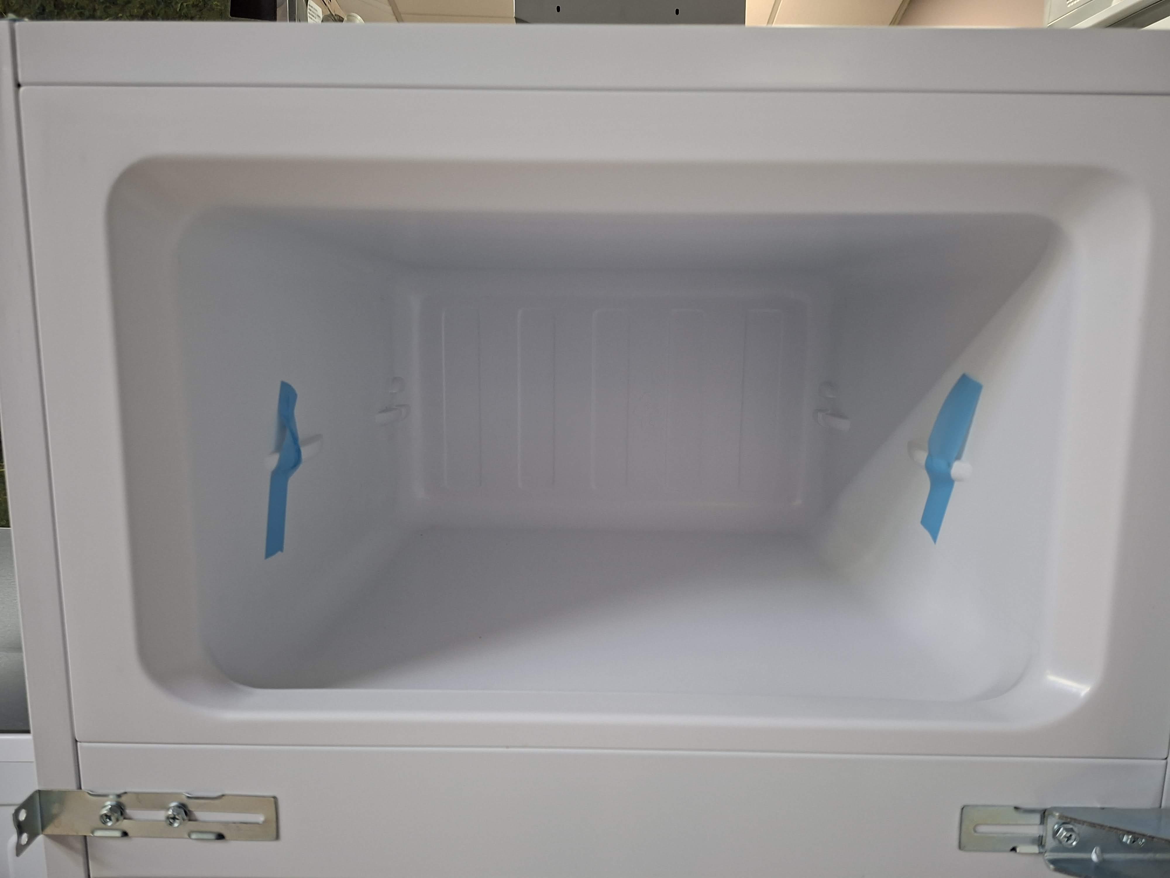 Ugradni frižider Indesit  IN D 2040 AA, 145cm.