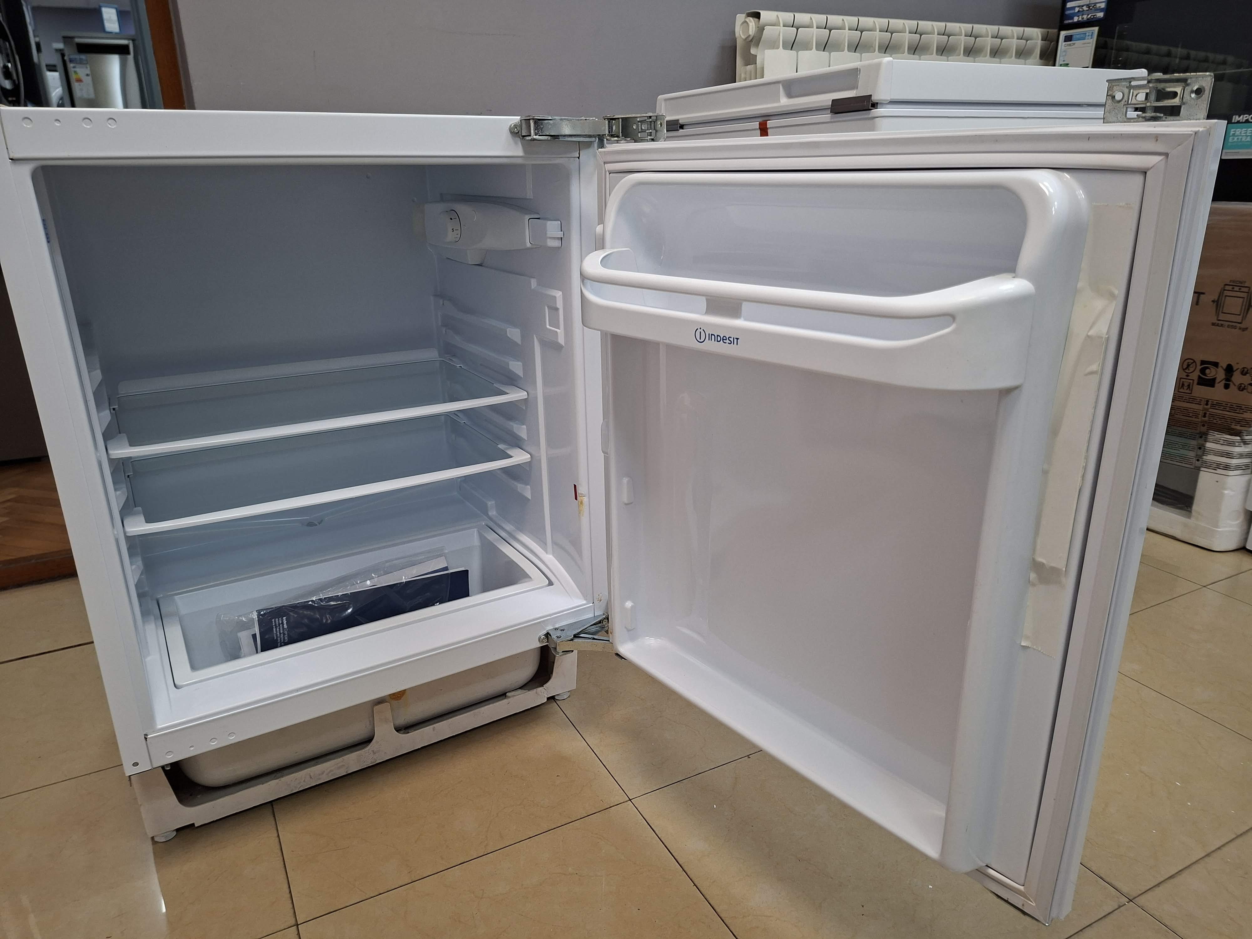 Ugradni Frižider Indesit IN TS 1612 1, 82cm