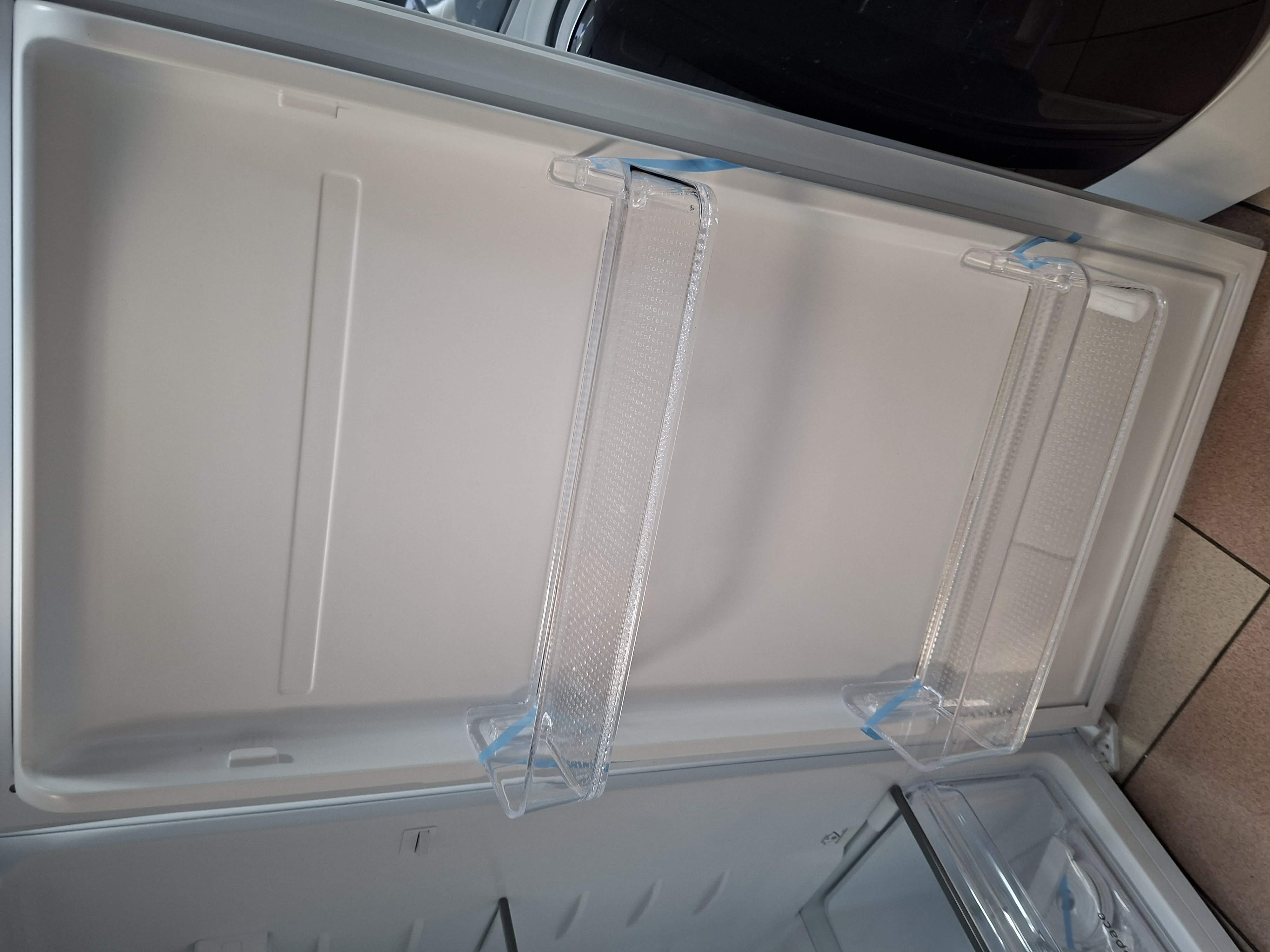 Ugradni frižider Indesit IND 2040 AA, 145cm.