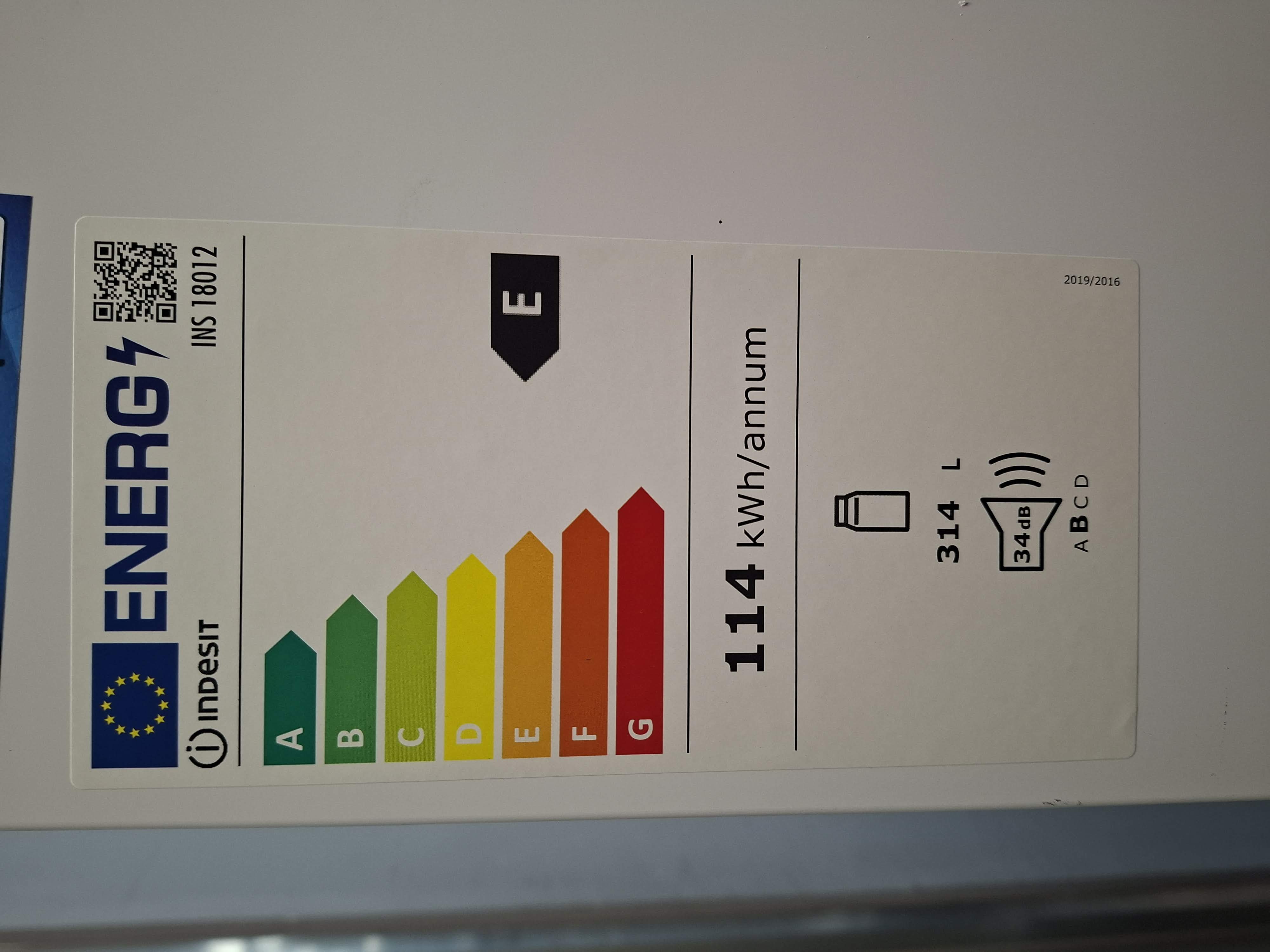 Ugradni Frižider Indesit INS 18012 , 177cm.