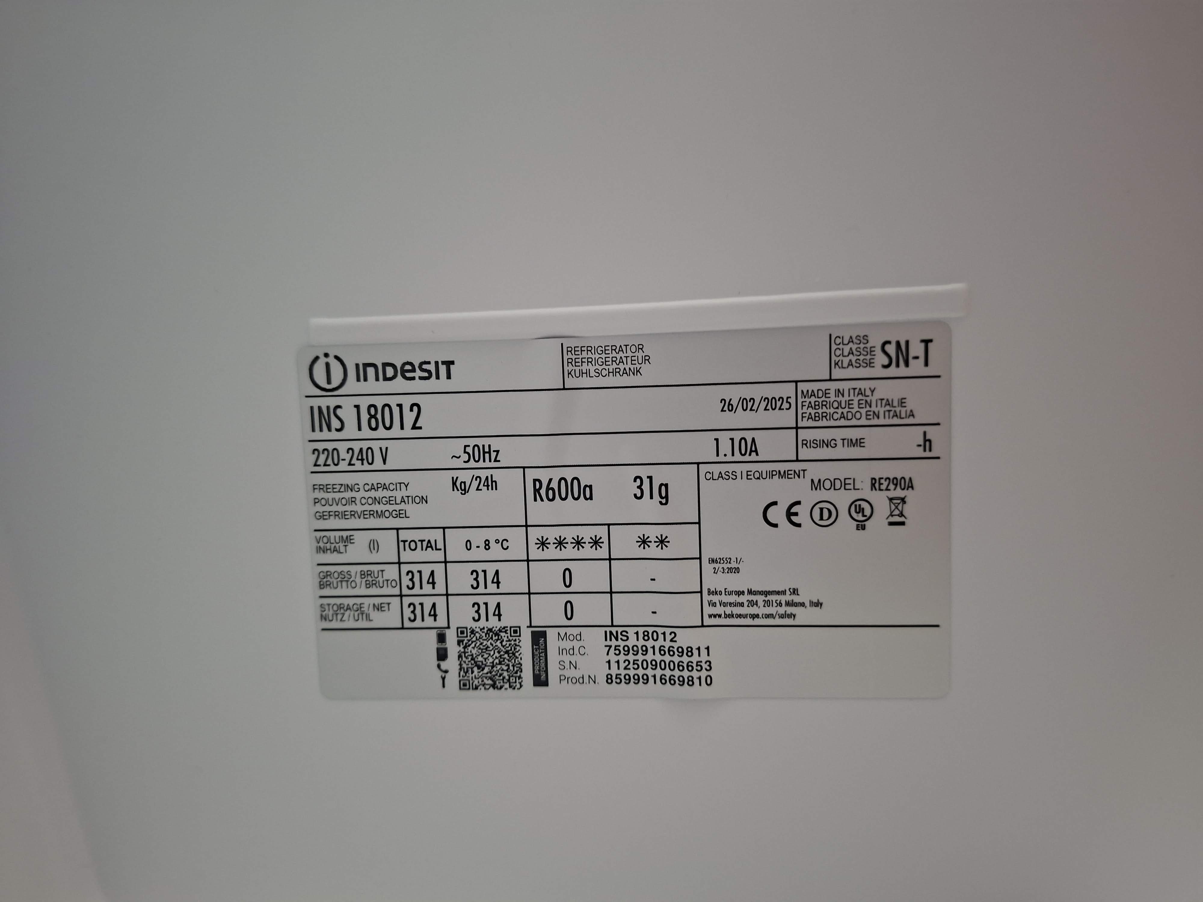 Ugradni Frižider Indesit INS 18012 , 177cm.