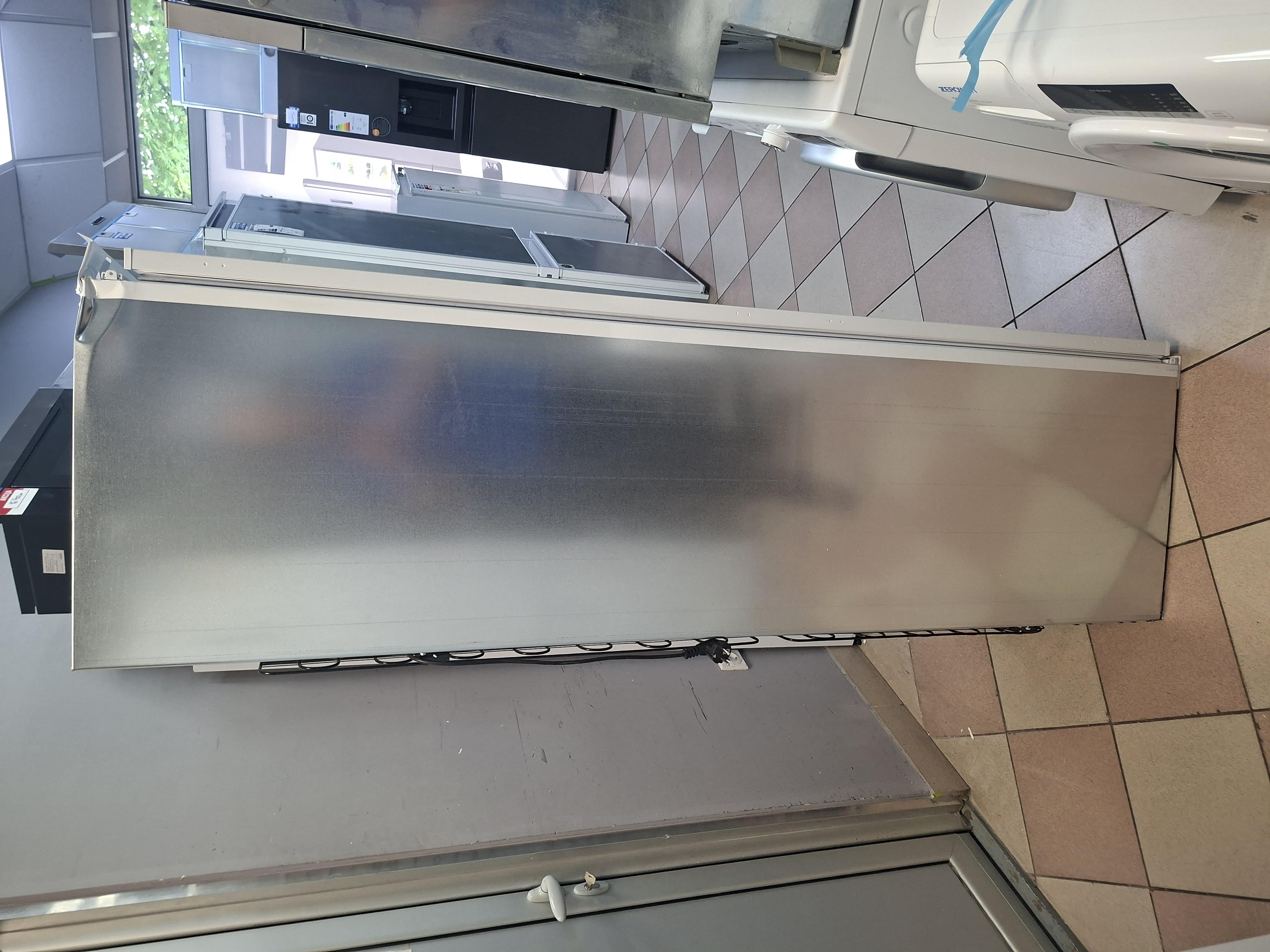 Ugradni Frižider Indesit INSD18A011B1 ,  177 cm