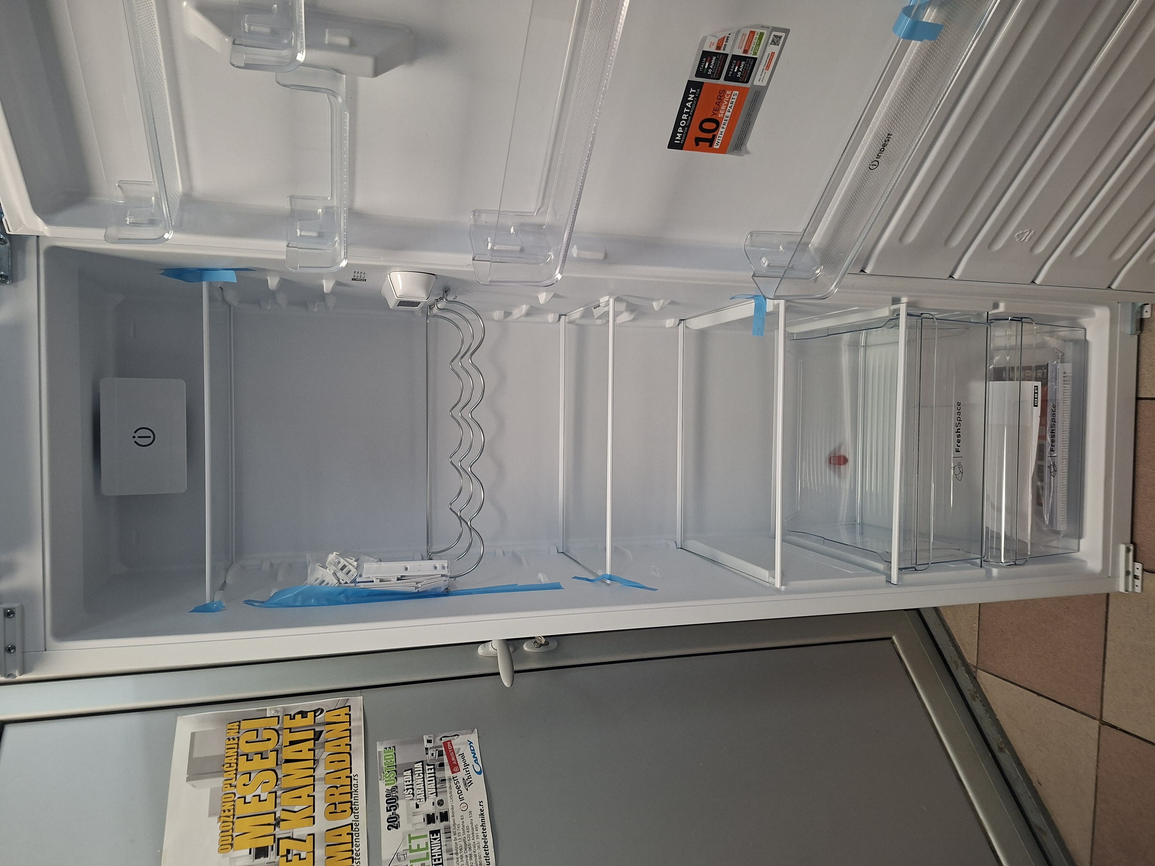 Ugradni Frižider Indesit INSD18A011B1 ,  177 cm