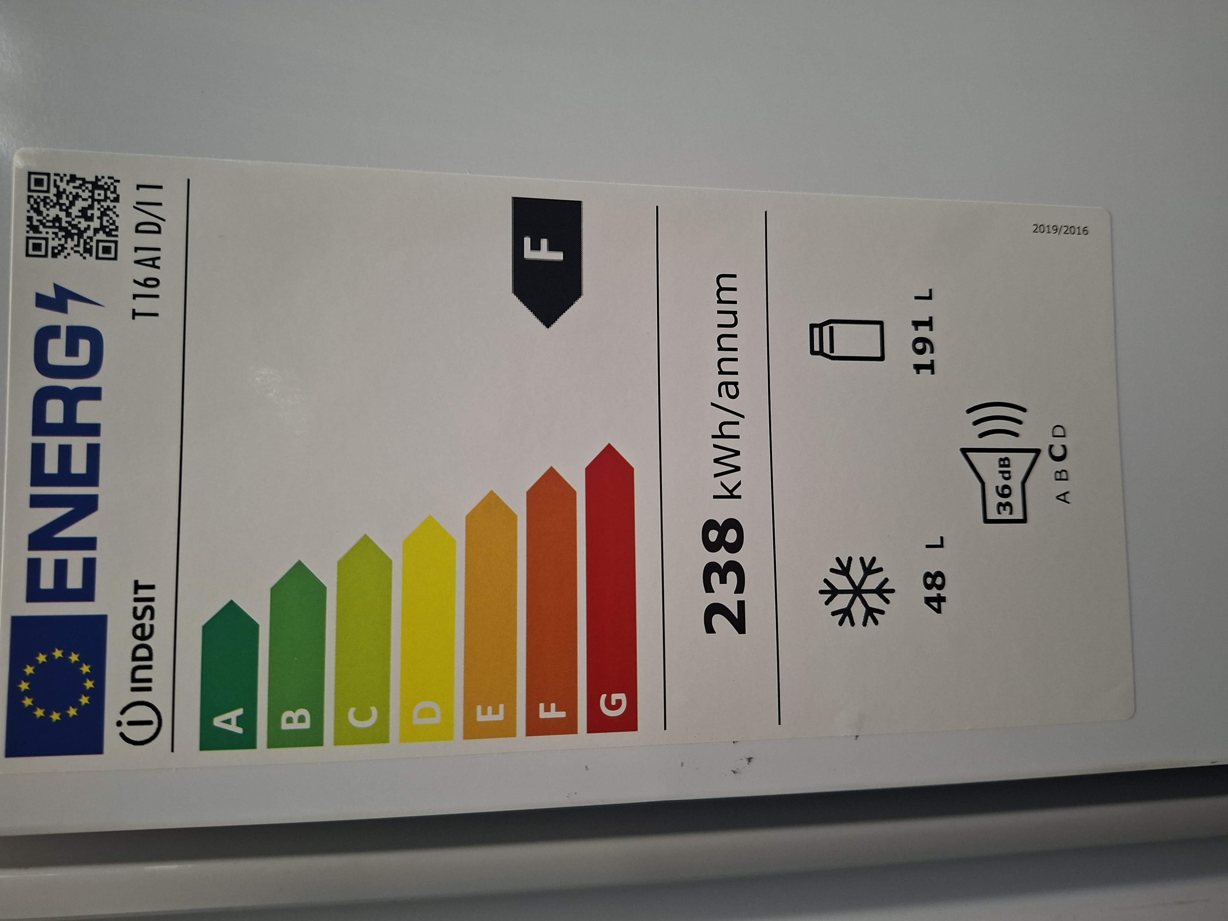 Ugradni Frižider Indesit T 16 A1 D/I 1 , 158cm