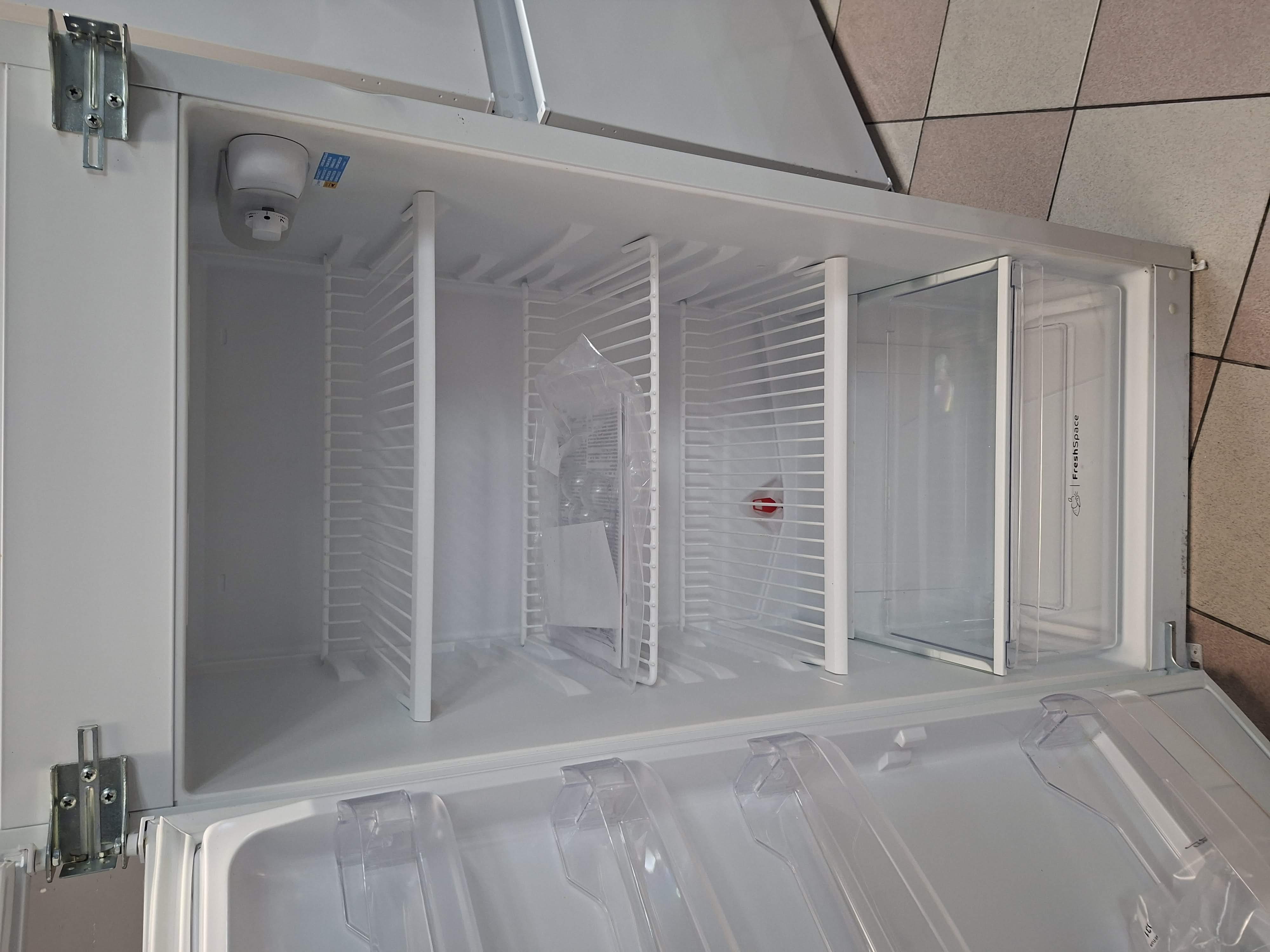 Ugradni Frižider Indesit T 16 A1 D/I 1 , 158cm