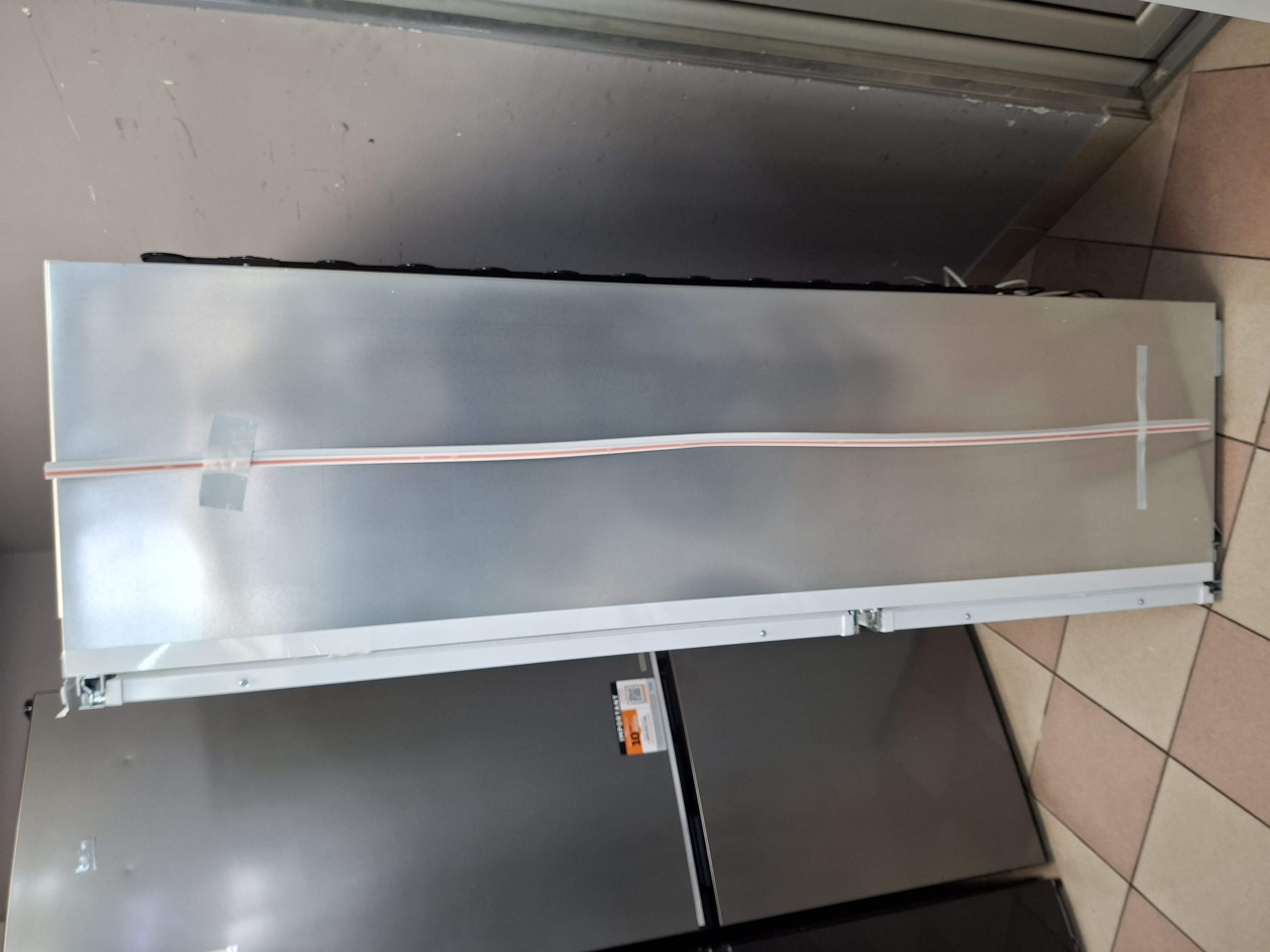 Ugradni Frižider John Lewis JLBIFF73182 , 178 cm.