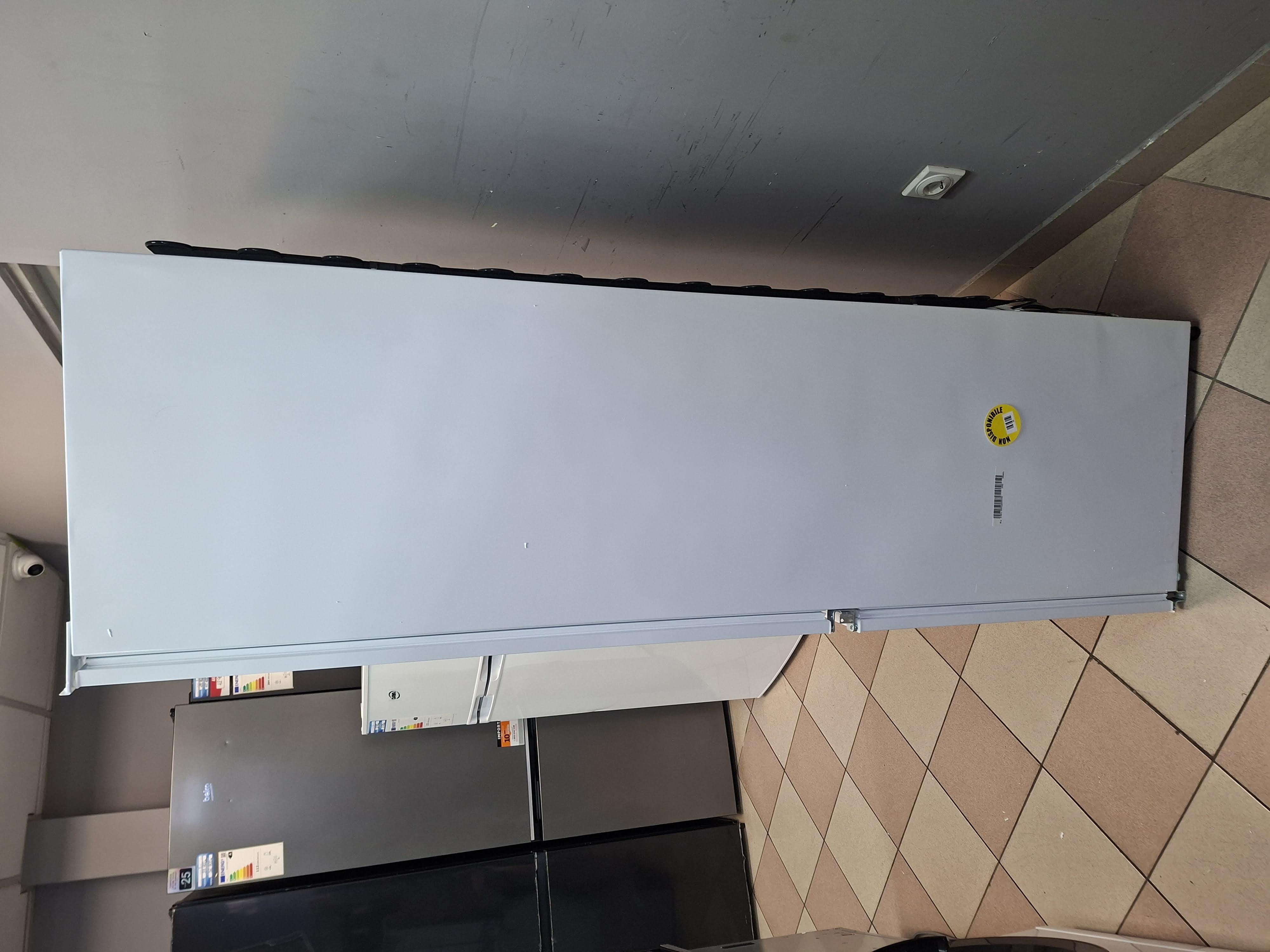 Ugradni Frižider  Juno JCU178E0S4  , 177 cm.