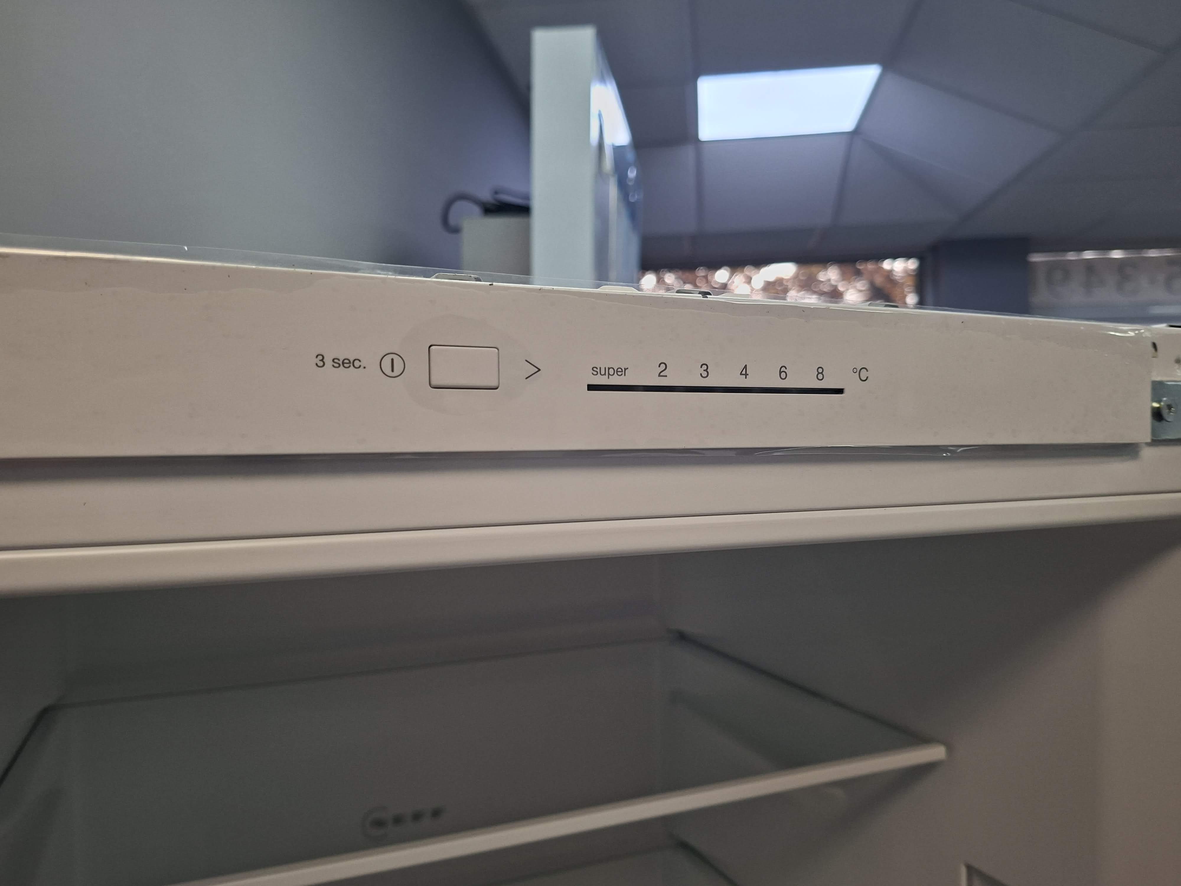 Ugradni Frižider NEFF KI5861SE0 , 177 cm.