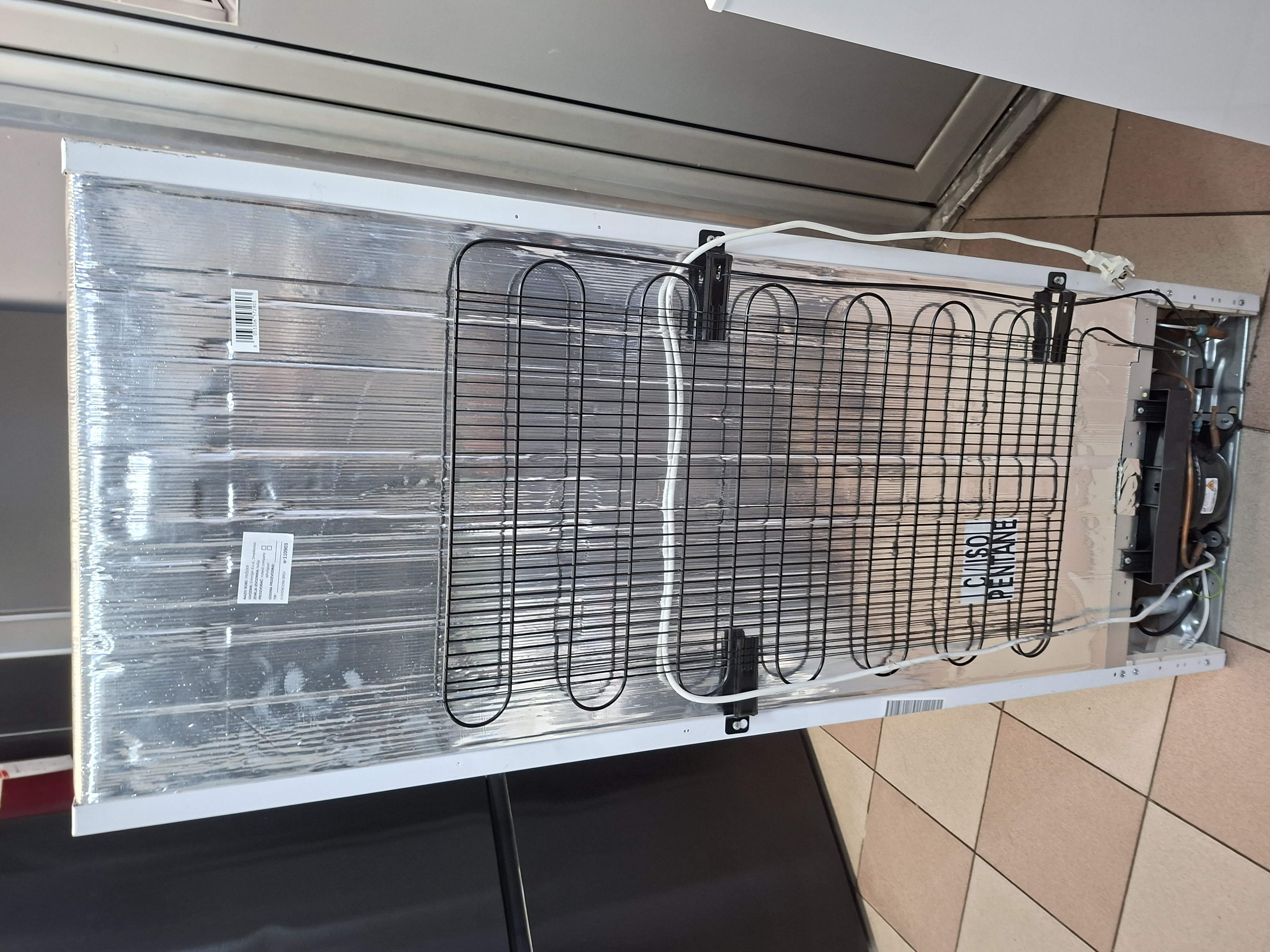 Ugradni Frižider Perla PE2630APYD (2) , 144 cm.