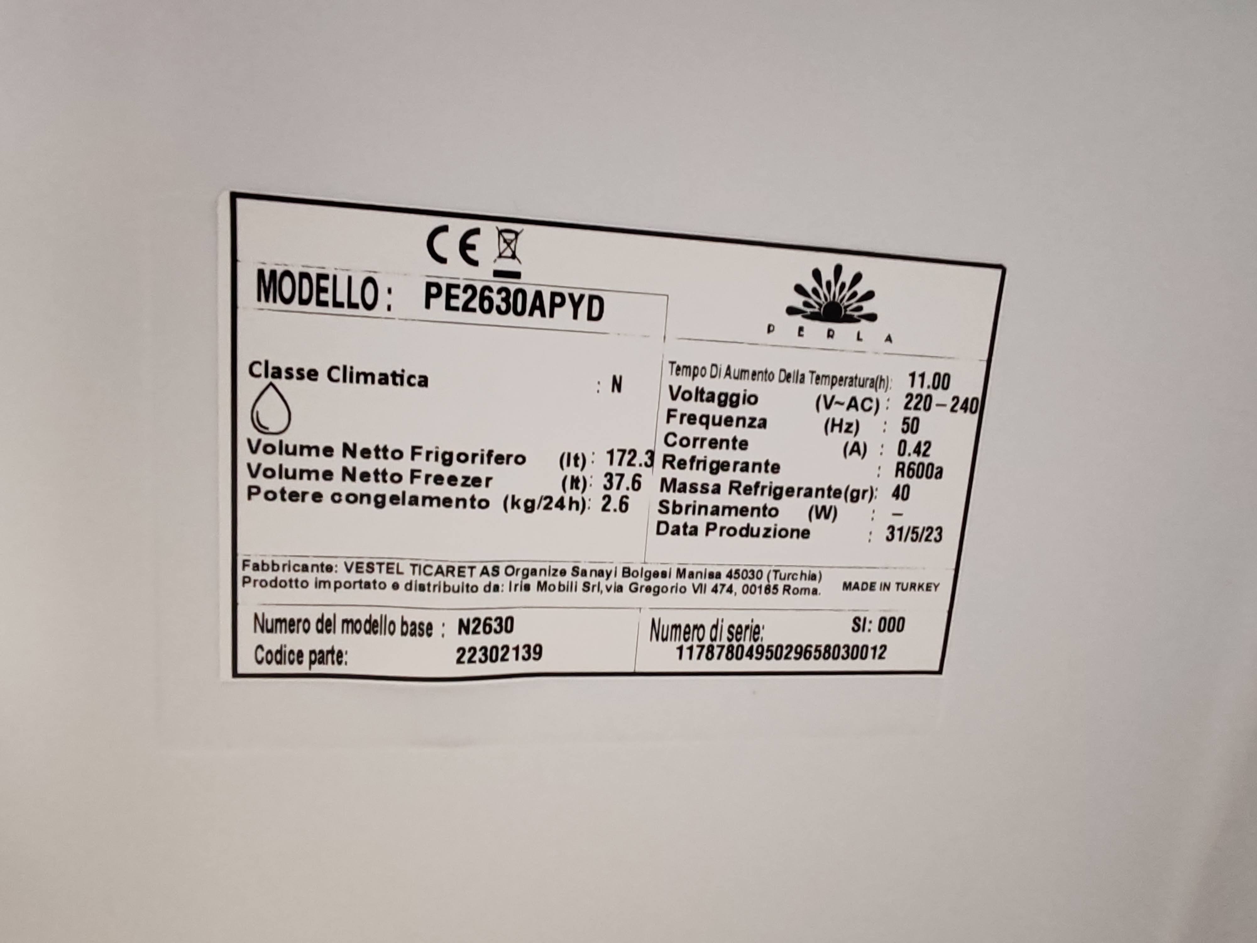 Ugradni Frižider Perla PE2630APYD , 144 cm.