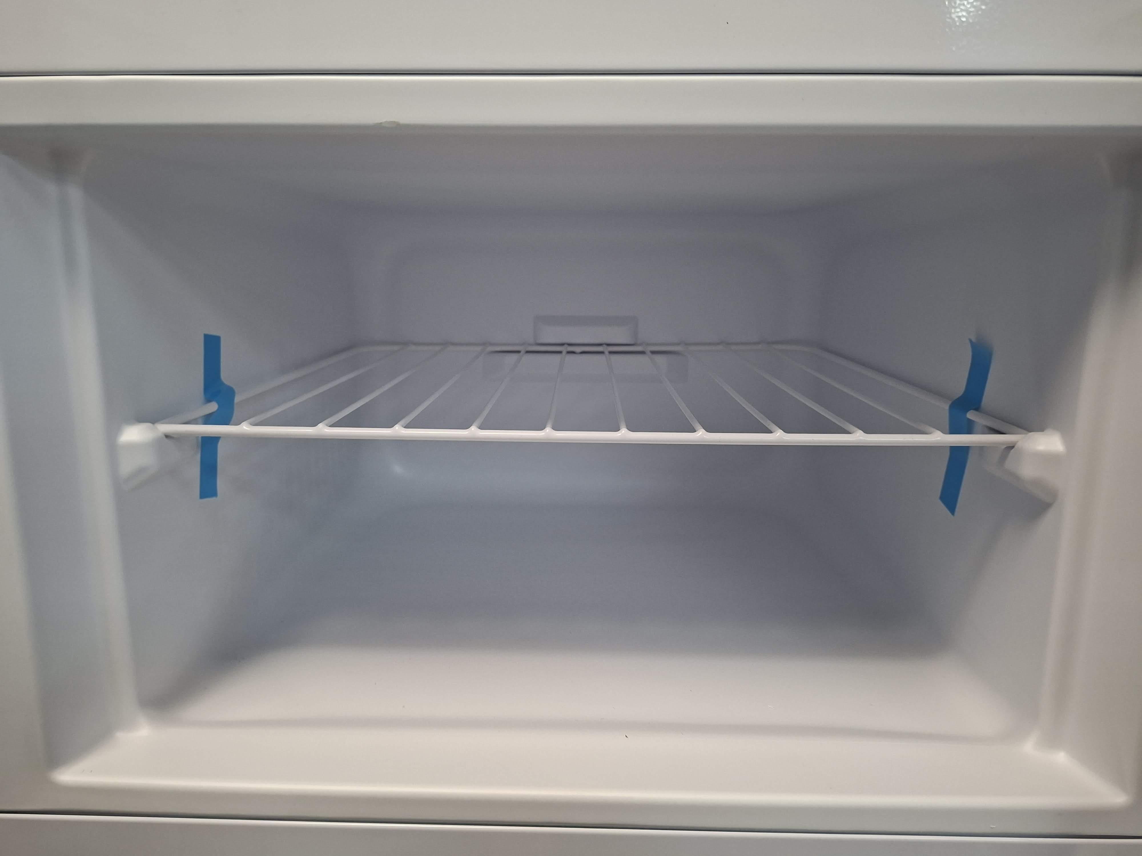 Ugradni Frižider Perla PE2630APYD , 144 cm.