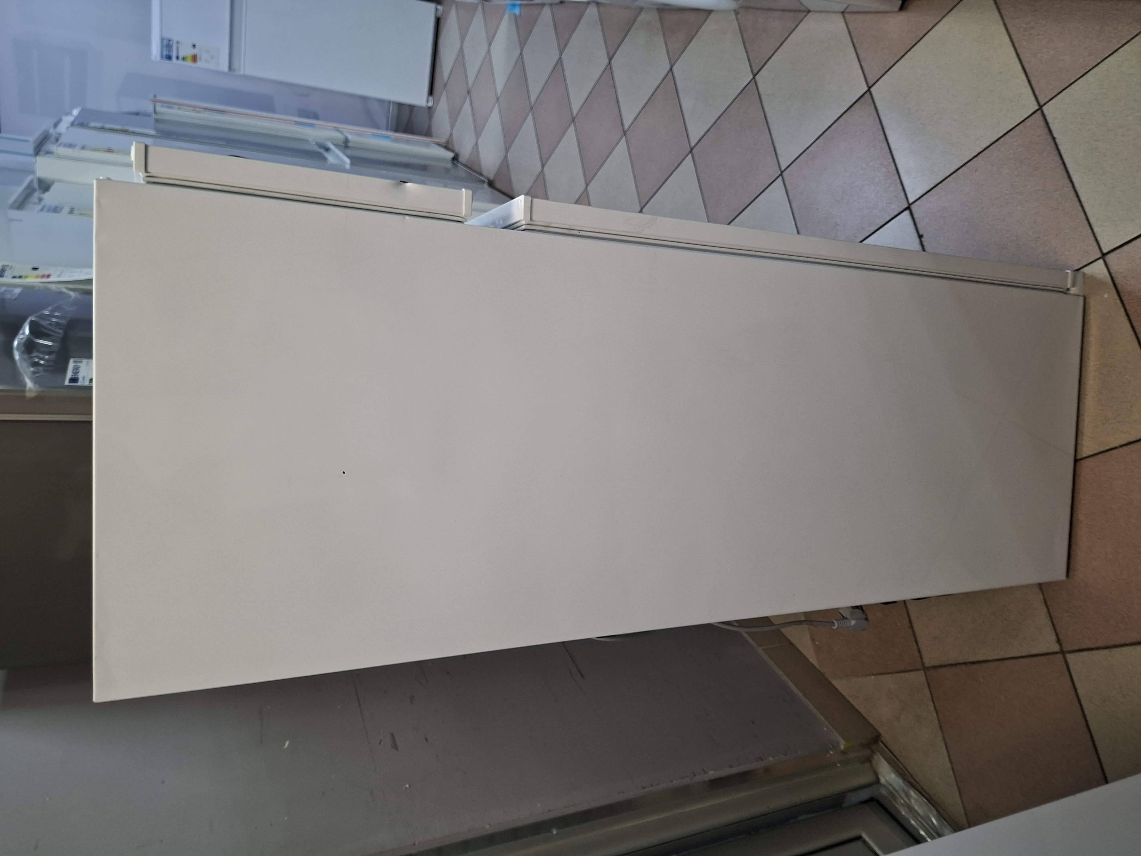 Ugradni Frižider Perla PE2630APYD , 144 cm.