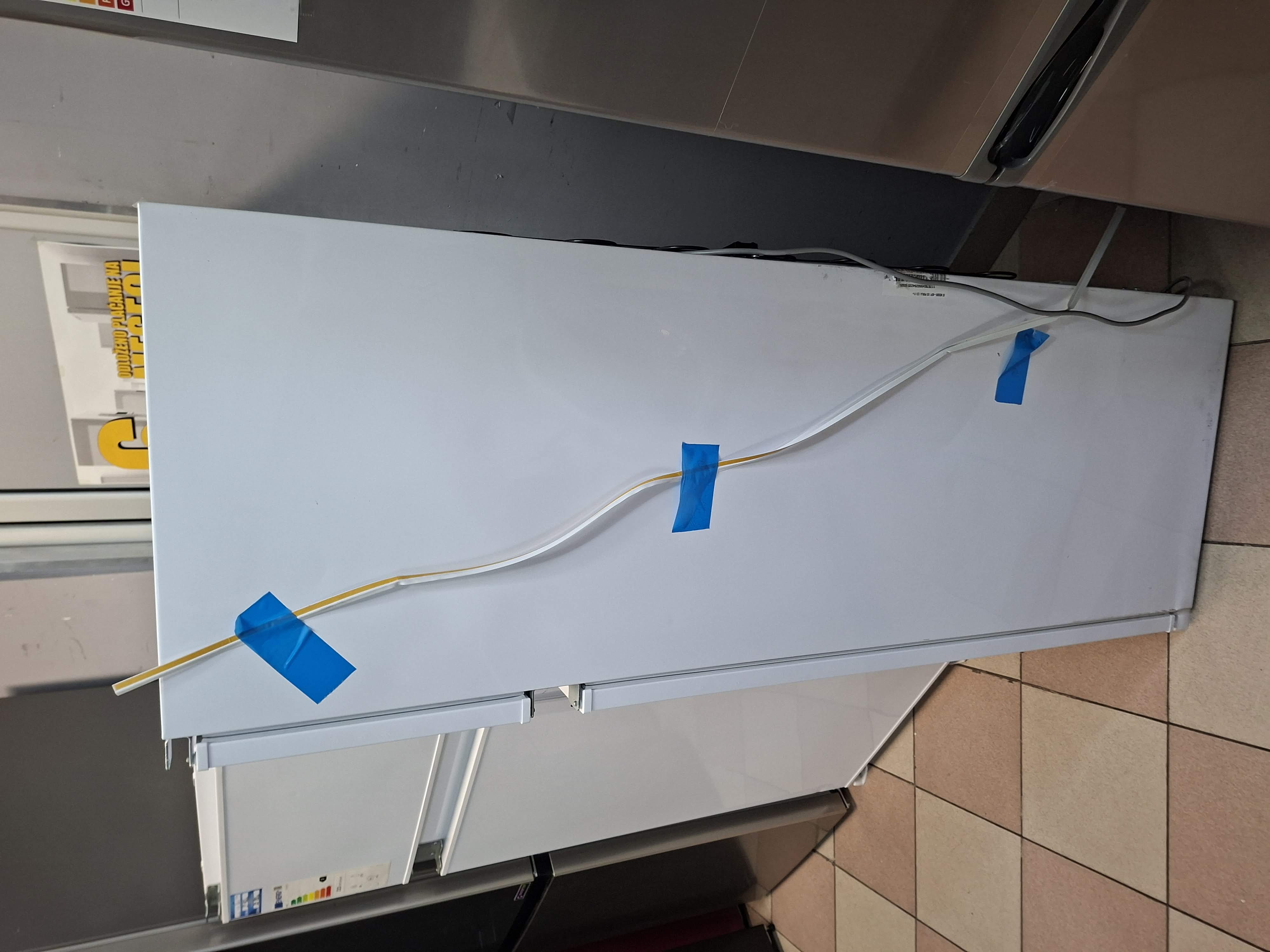 Ugradni Frižider Perla PE2630APYD , 144 cm.