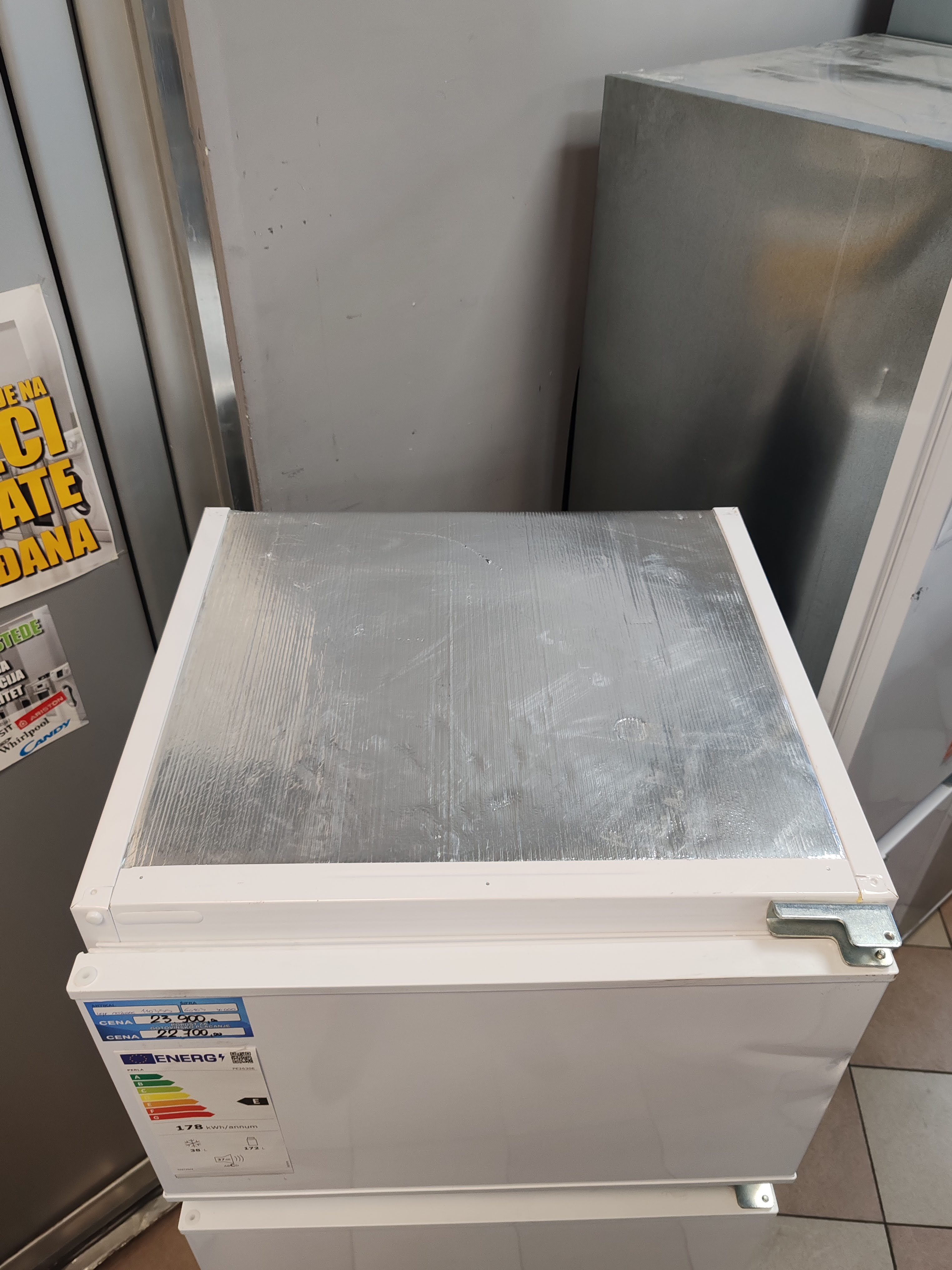 Ugradni Frižider Perla PE2630E , 144 cm.