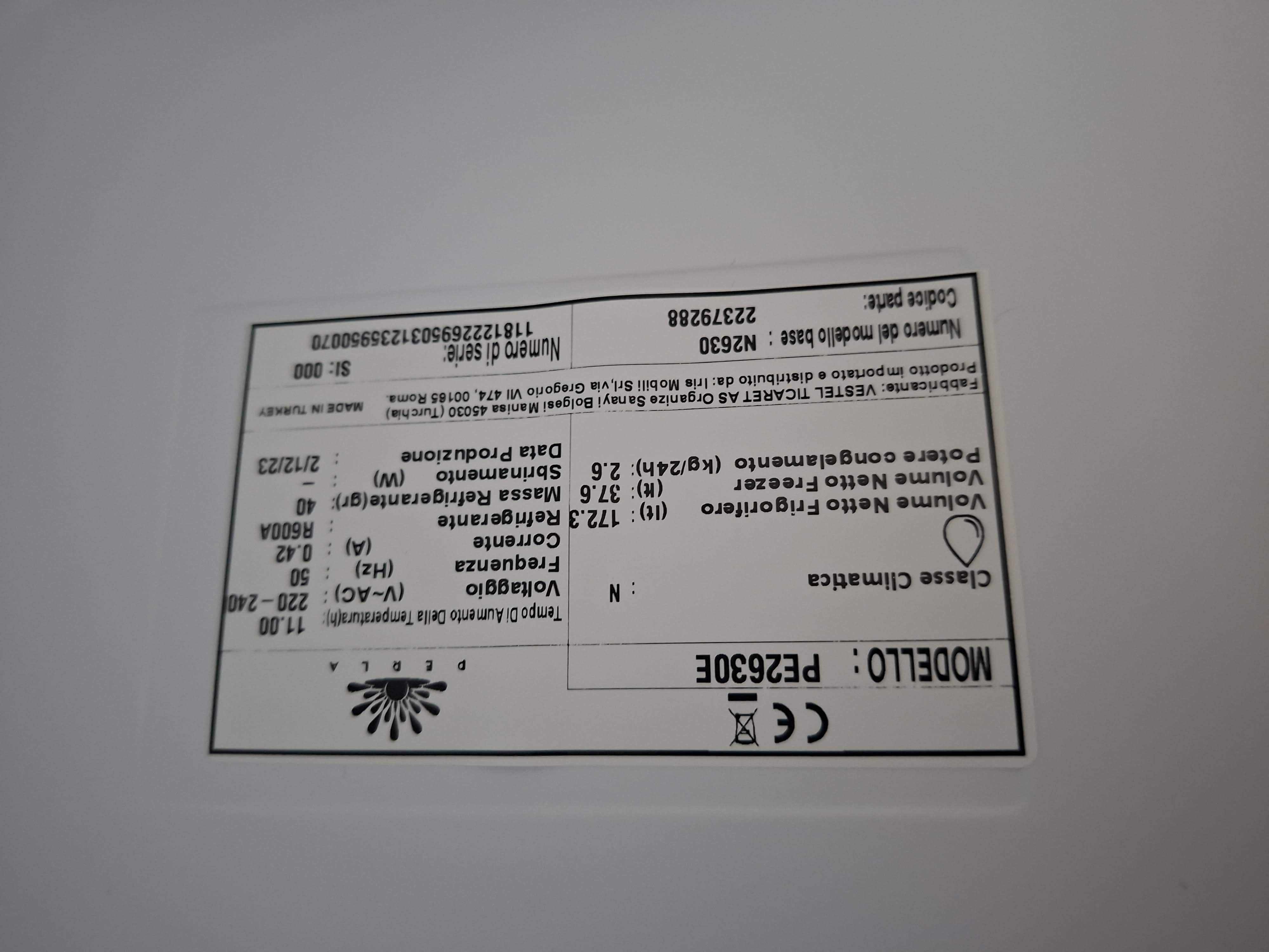 Ugradni Frižider Perla PE2630E , 144 cm.