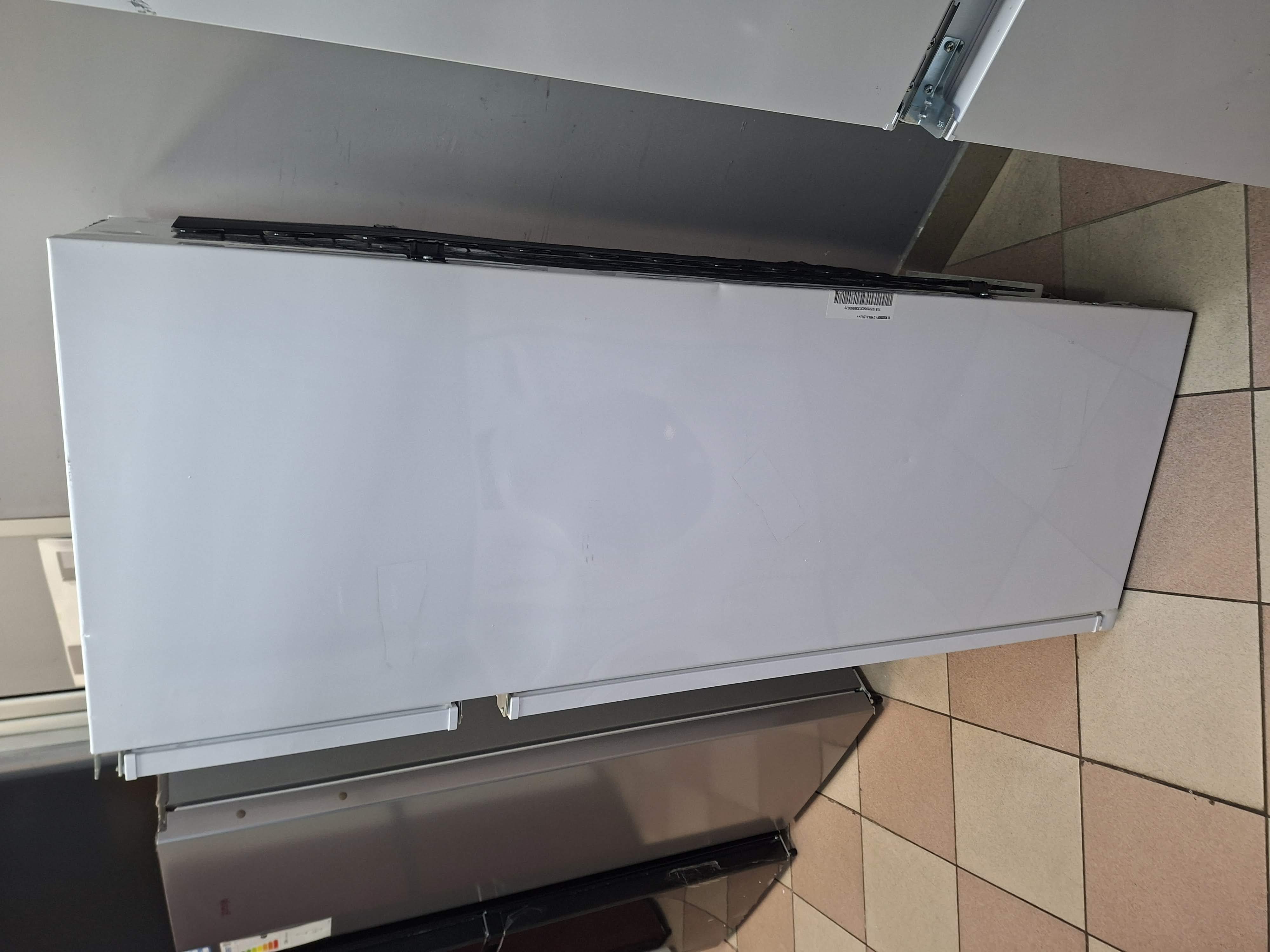 Ugradni Frižider Perla PE2630E , 144 cm.