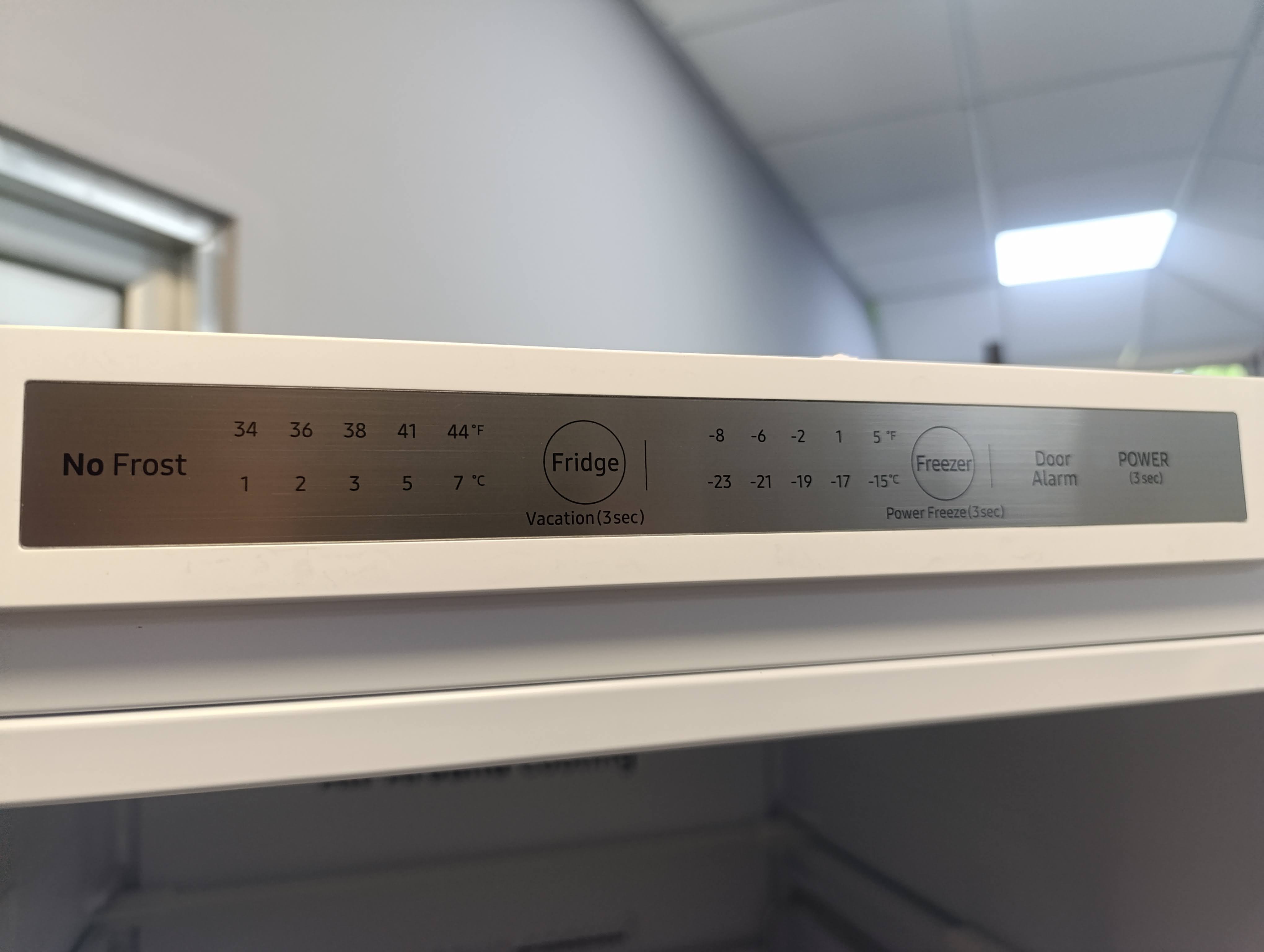 Ugradni Frižider Samsung BRB26602EWW , 177cm. , Total No Frost