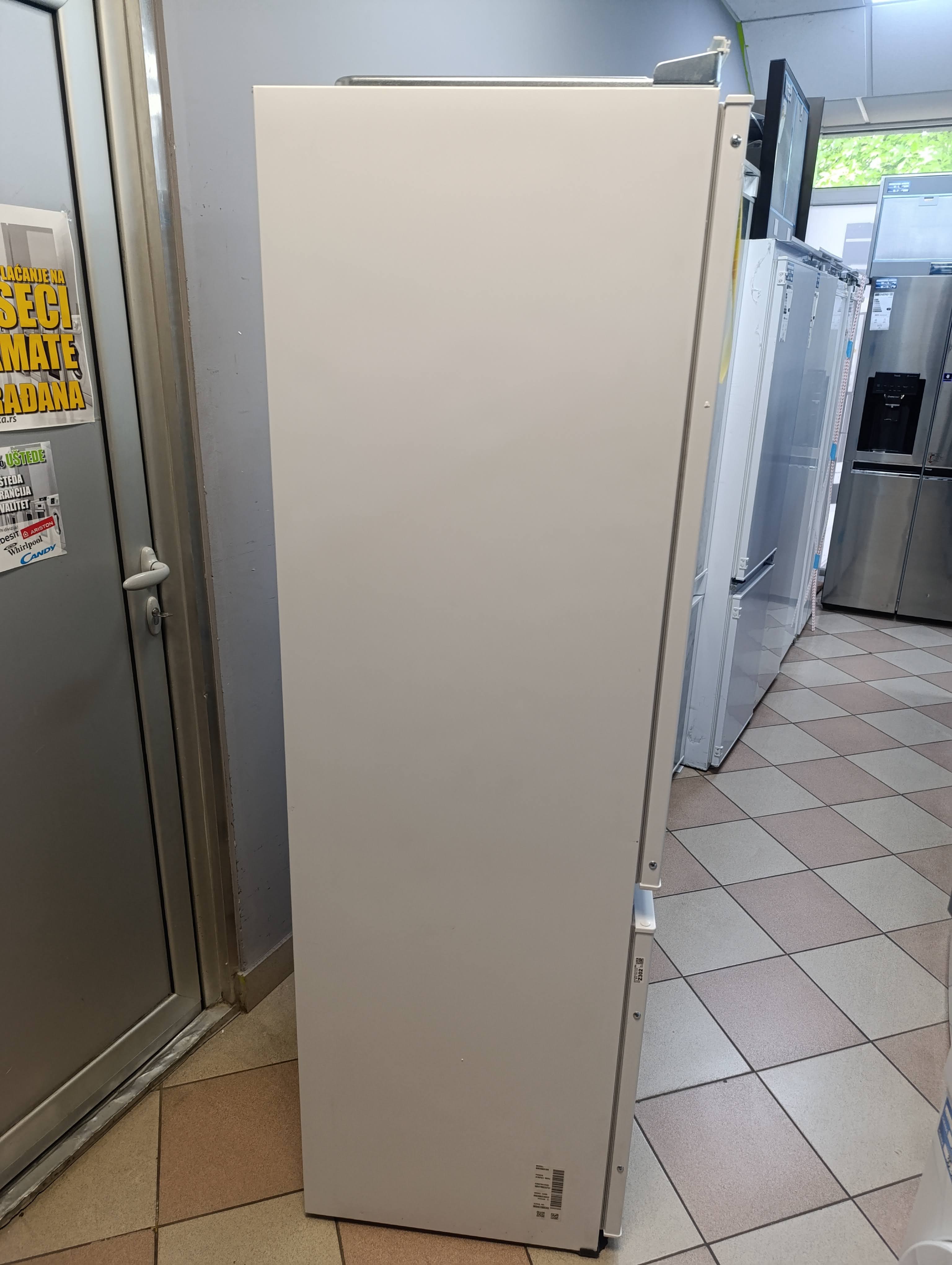 Ugradni Frižider Samsung BRB26602EWW , 177cm. , Total No Frost