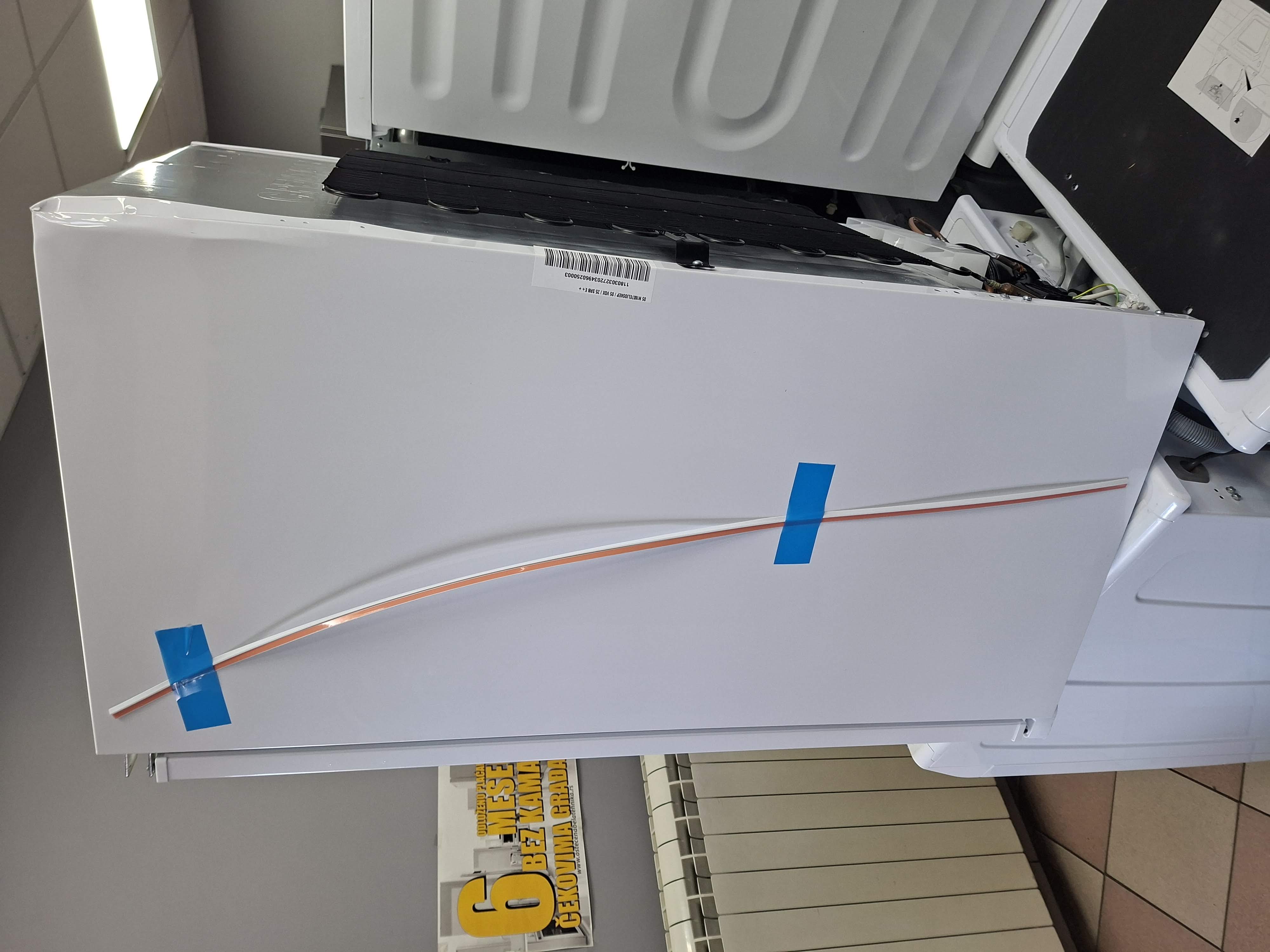 Ugradni frižider VOX IKS 1800E , 102 cm