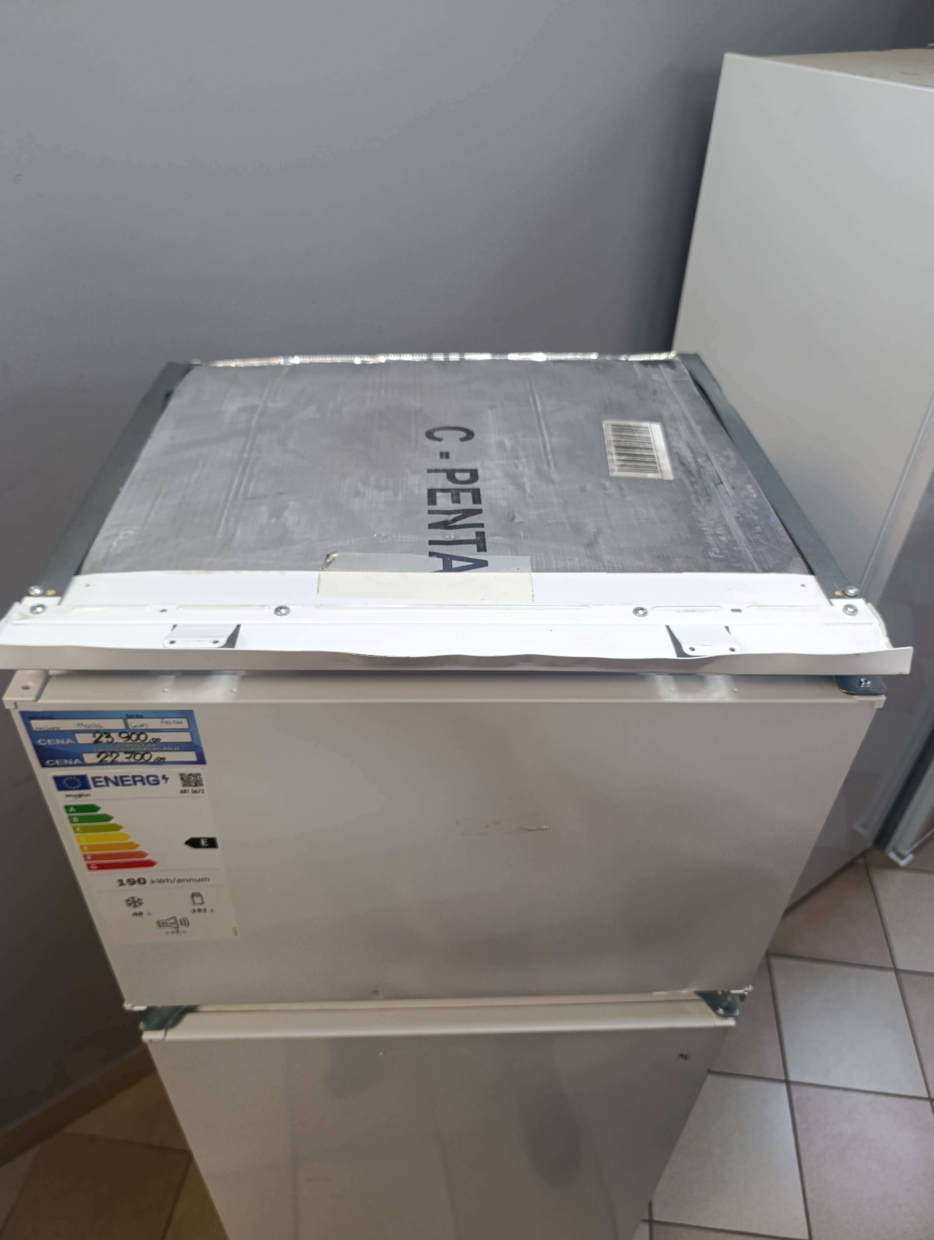 Ugradni frižider Whirlpool ART 3672, 157 cm