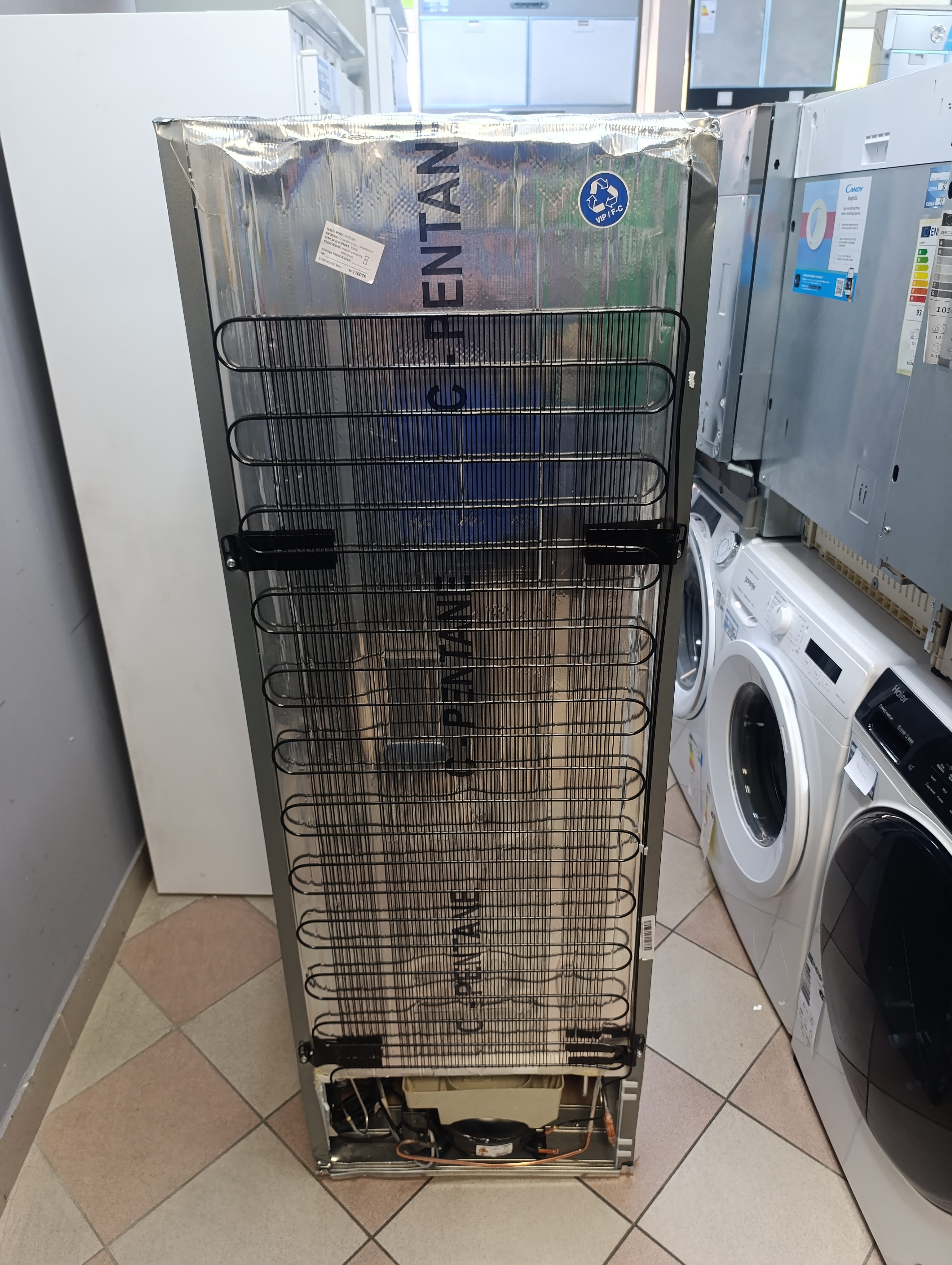 Ugradni frižider Whirlpool ART 3672, 157 cm