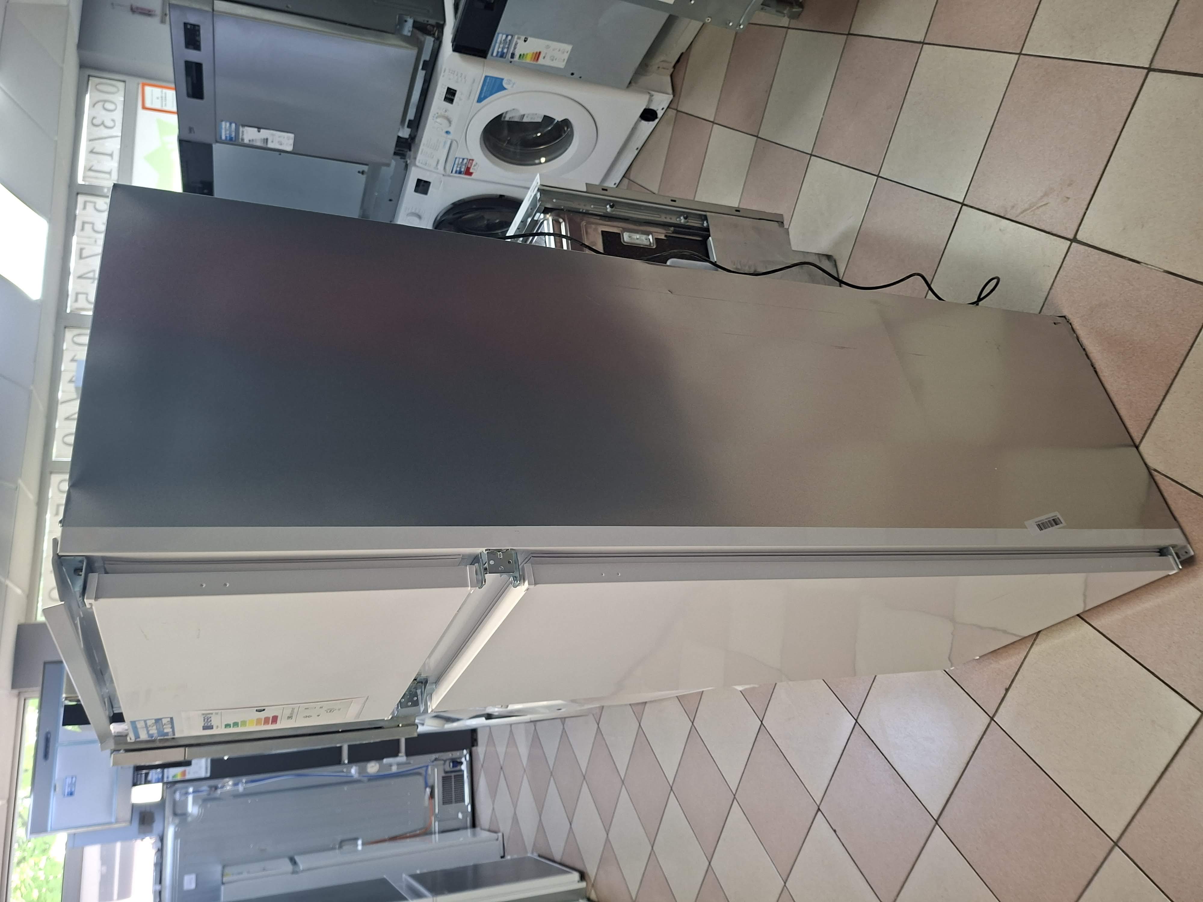 Ugradni frižider Whirlpool ART 3672, 157 cm
