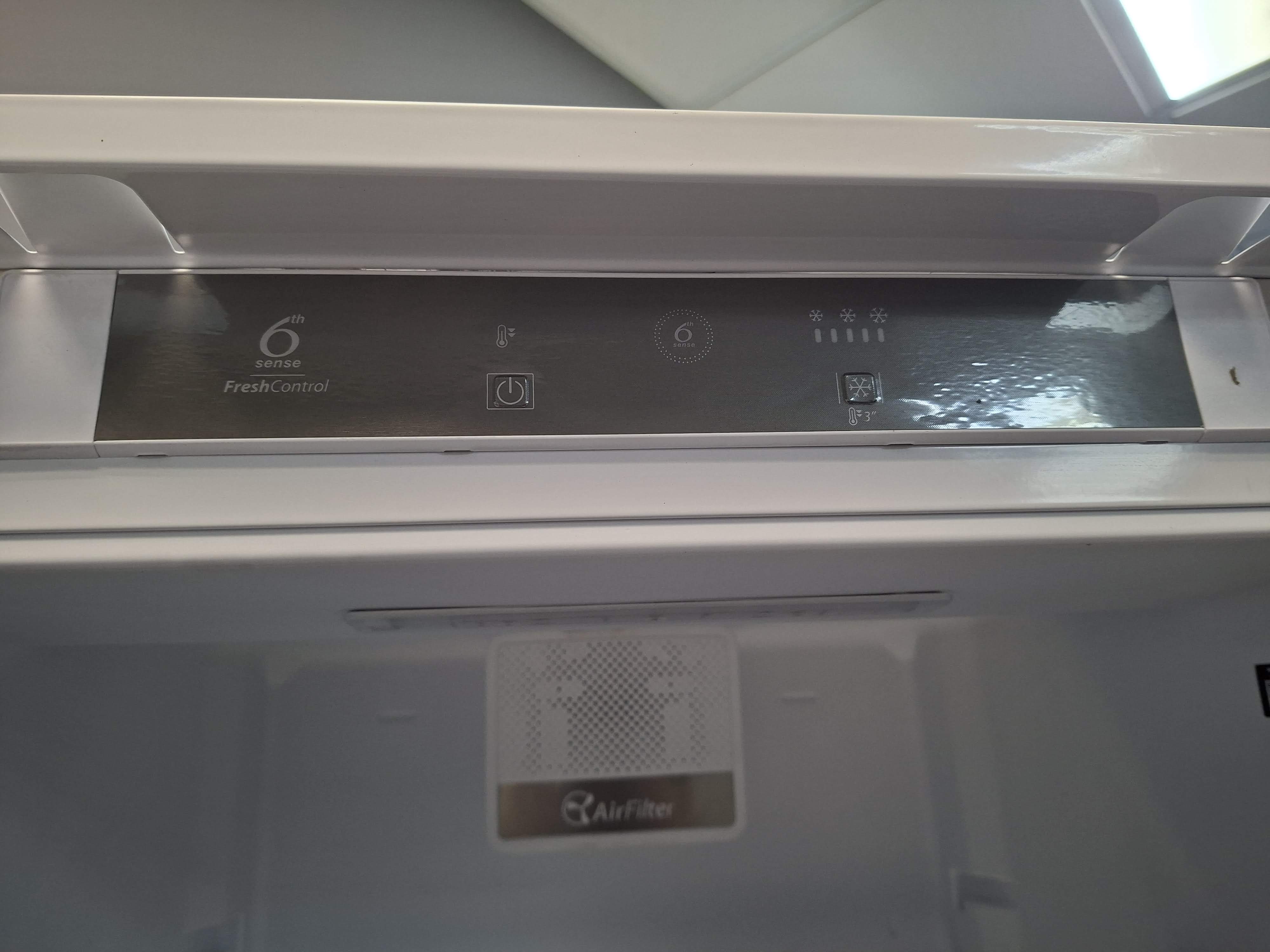 Ugradni frižider Whirlpool ART 9811 SF2, 194cm