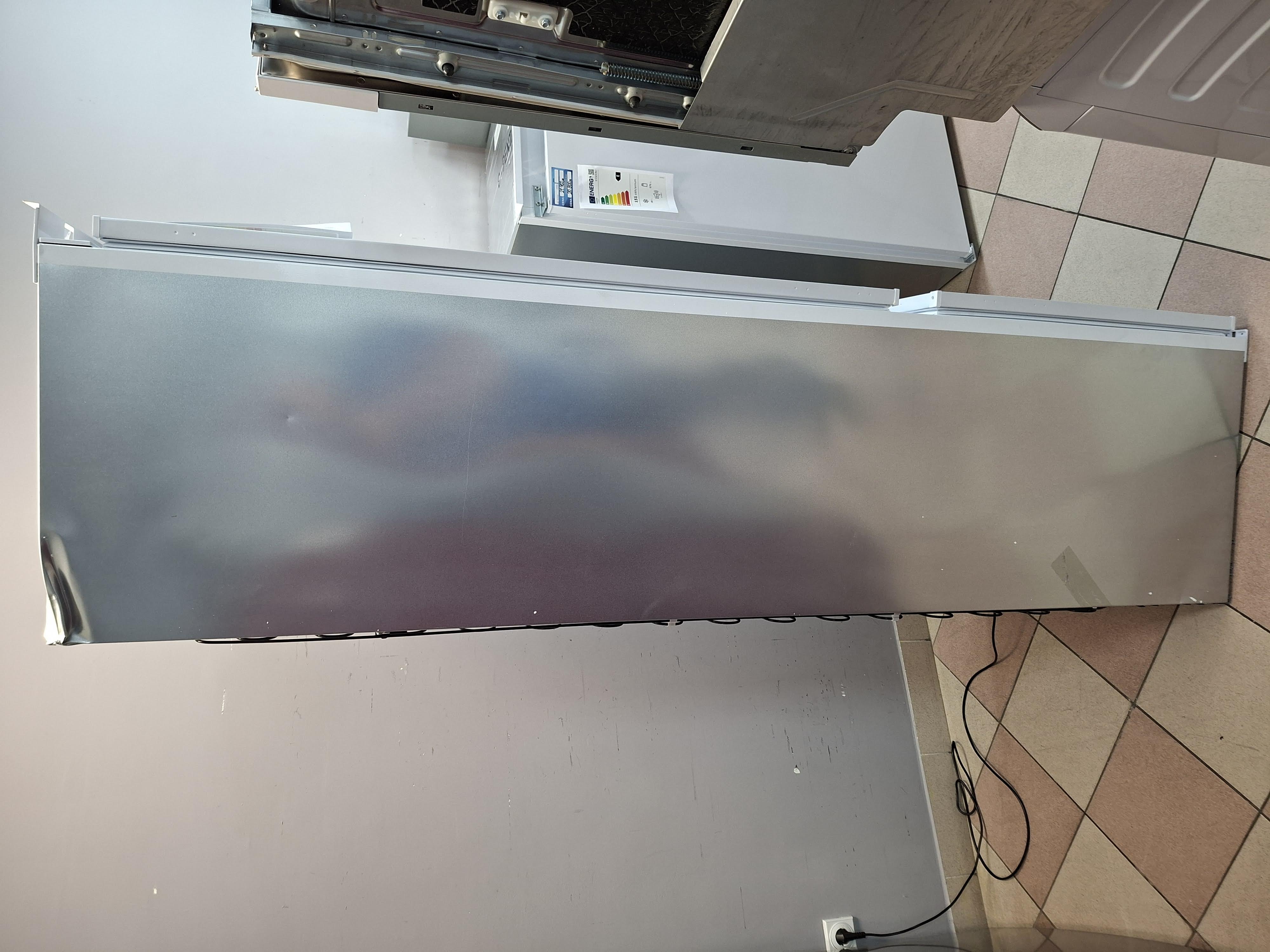 Ugradni Frižider Whirlpool WH SP70 T122 , 194x69 cm.