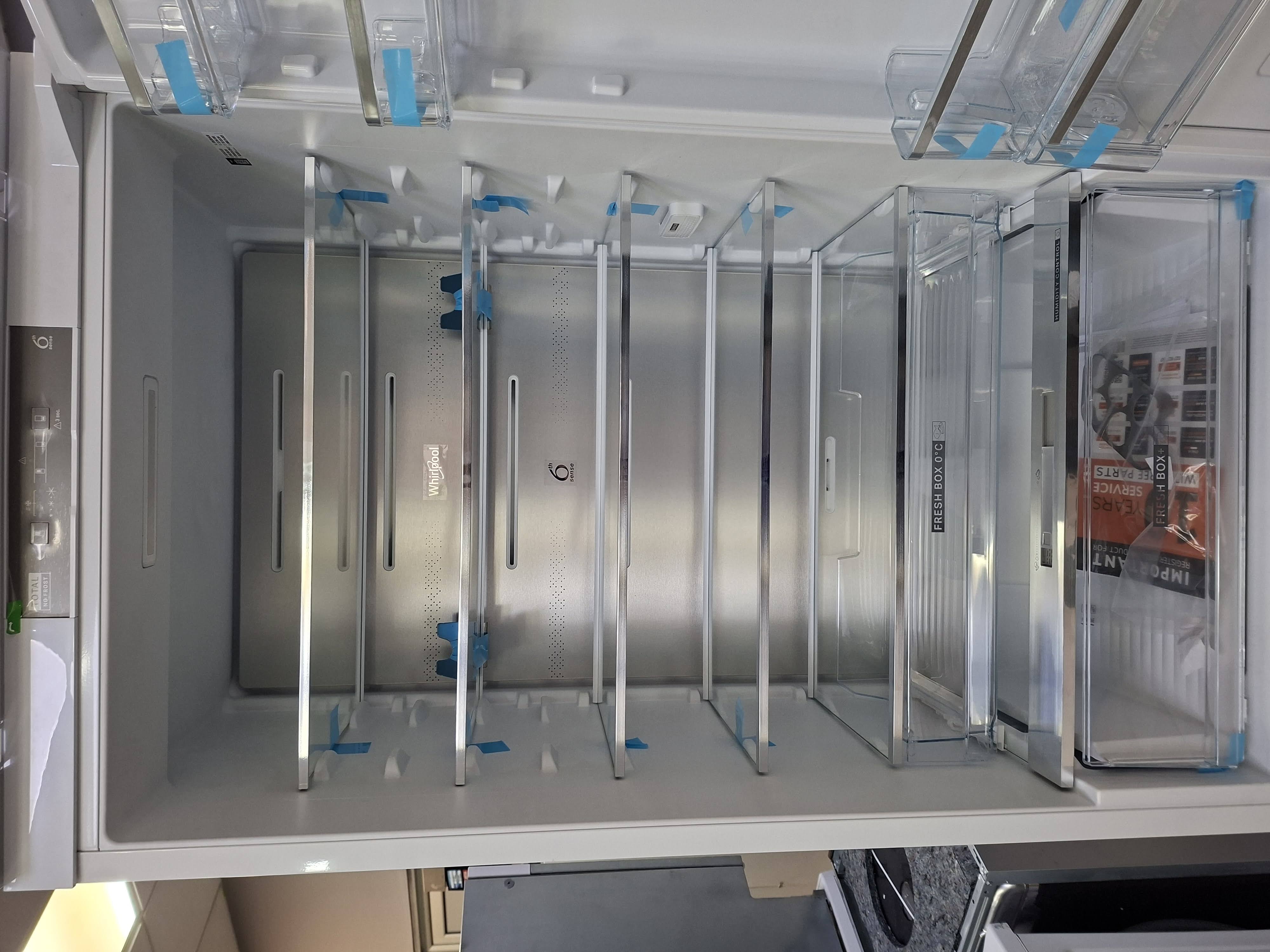Ugradni Frižider Whirlpool WH SP70 T122 , 194x69 cm.
