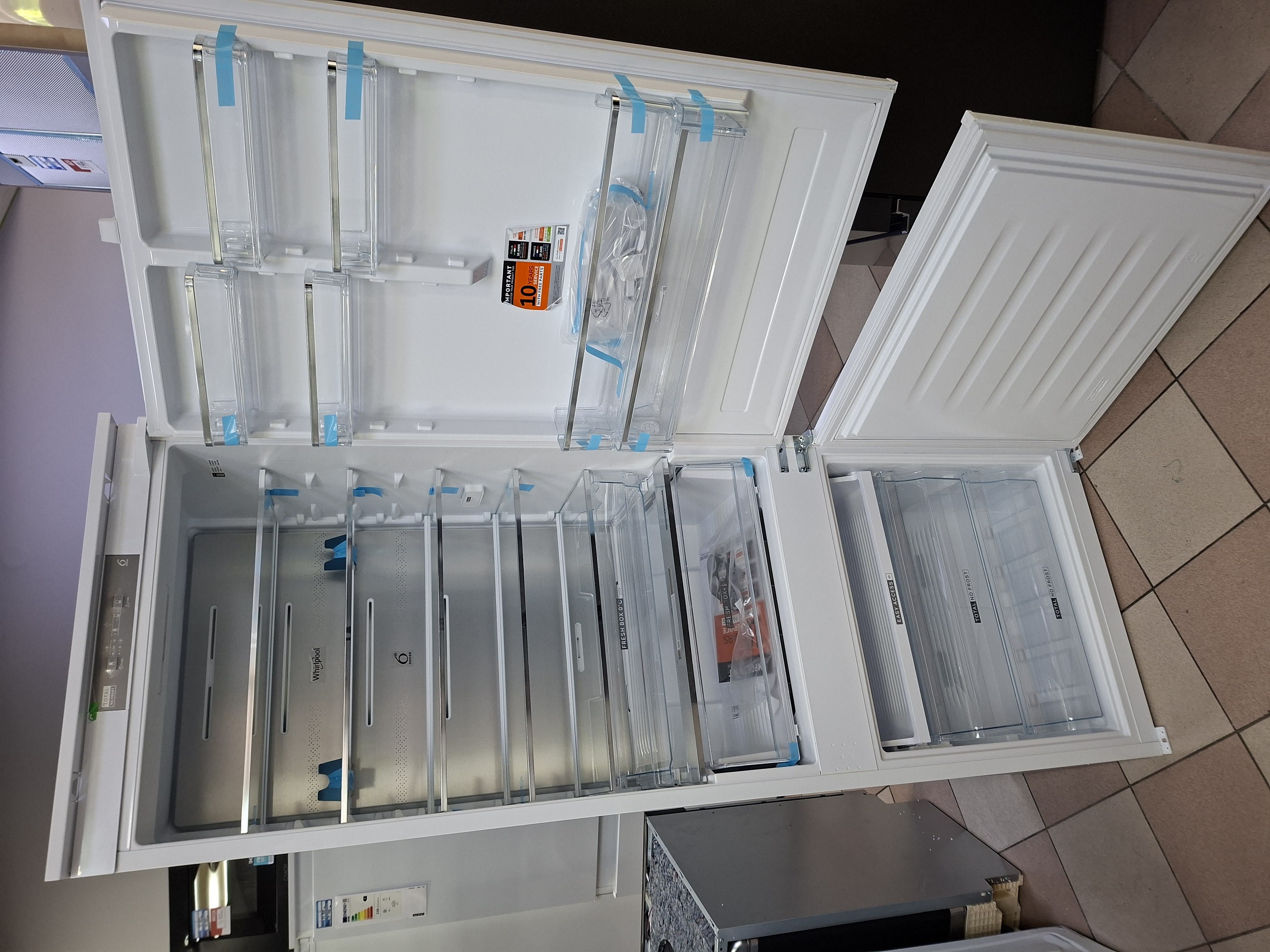 Ugradni Frižider Whirlpool WH SP70 T122 , 194x69 cm.