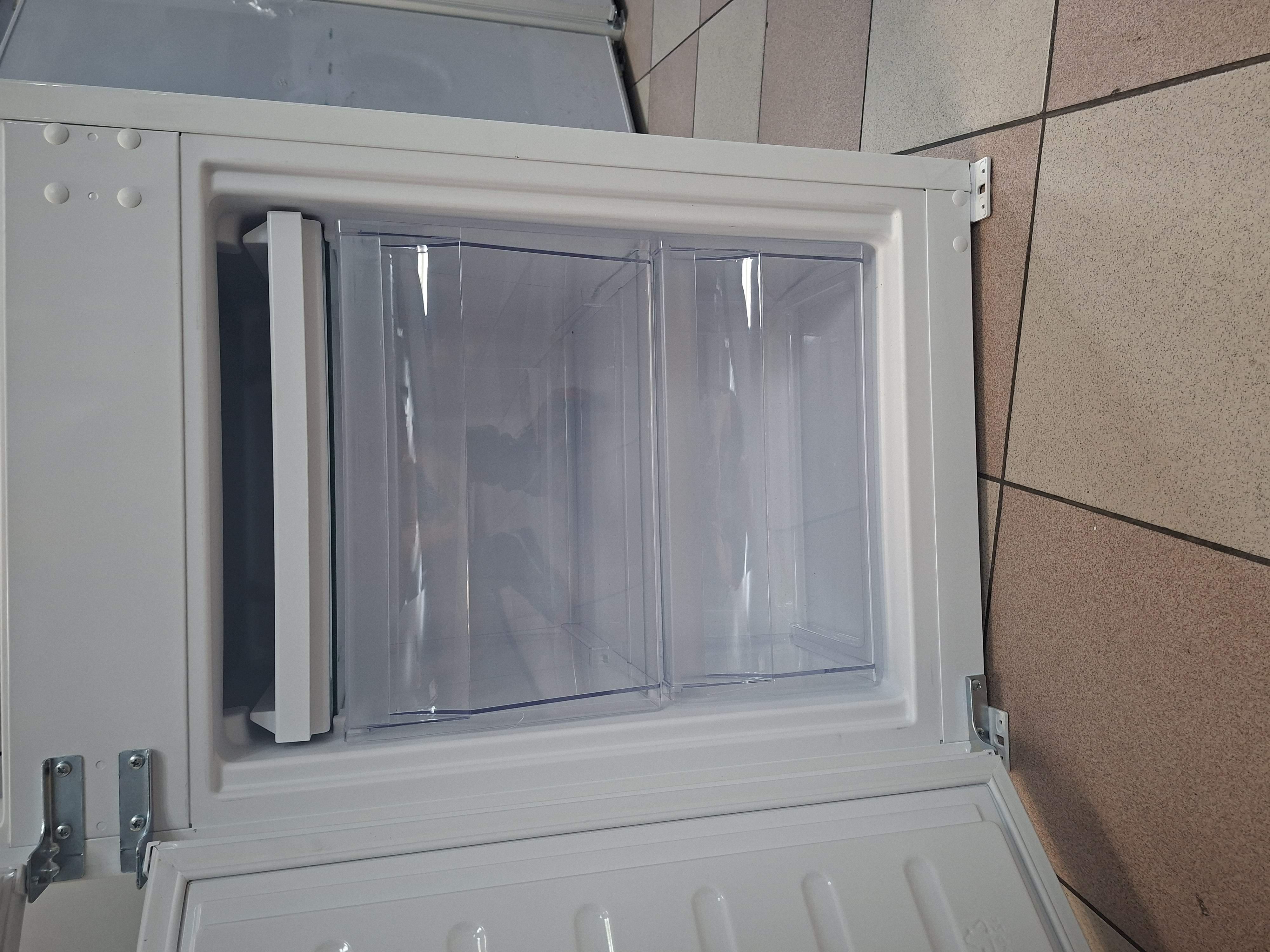 Ugradni frižider Whirlpool WHC18D051A1 LH, 177 cm