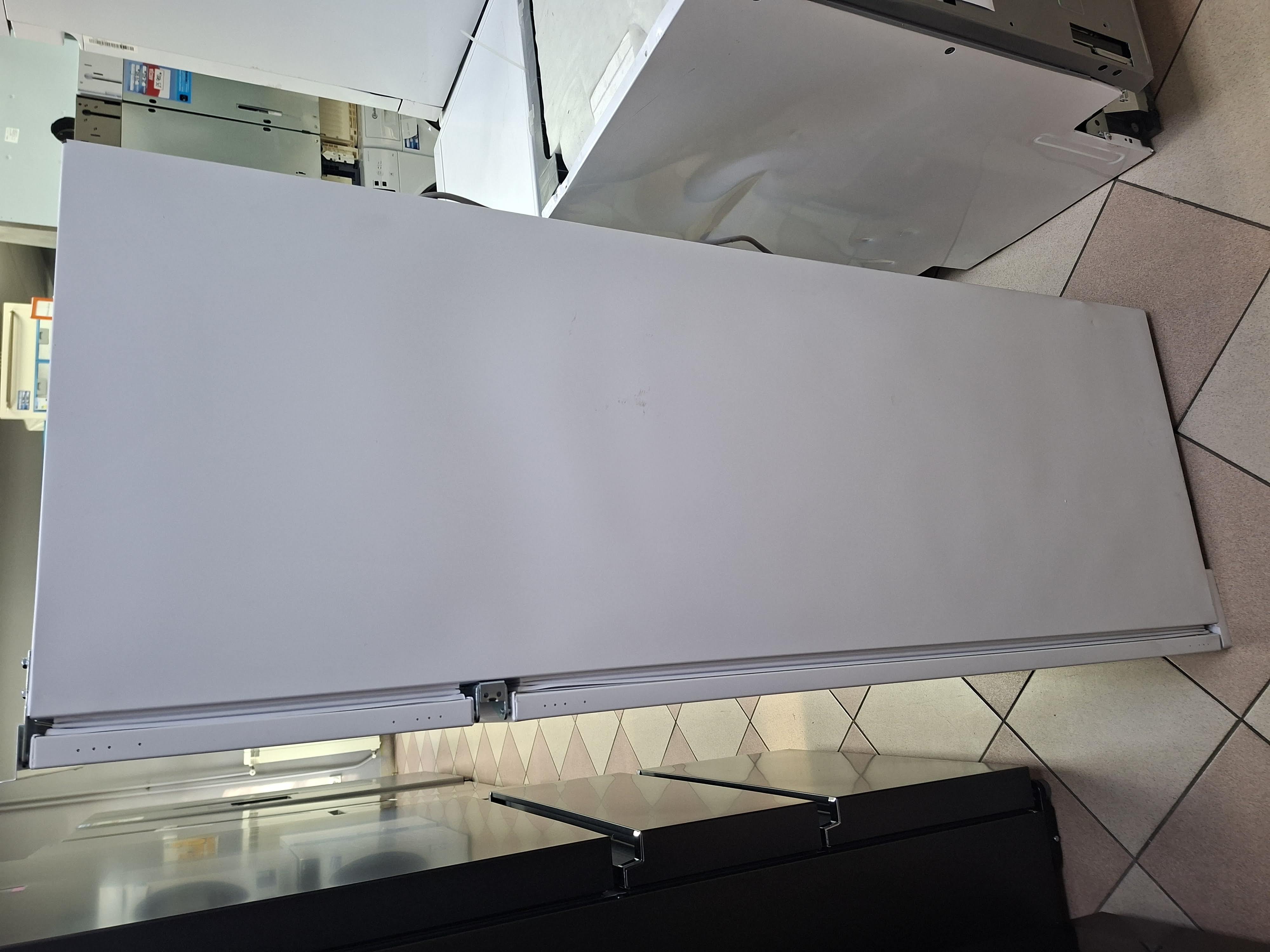 Ugradni Frižider Zerowatt ZMDD 14FH , 144 cm.