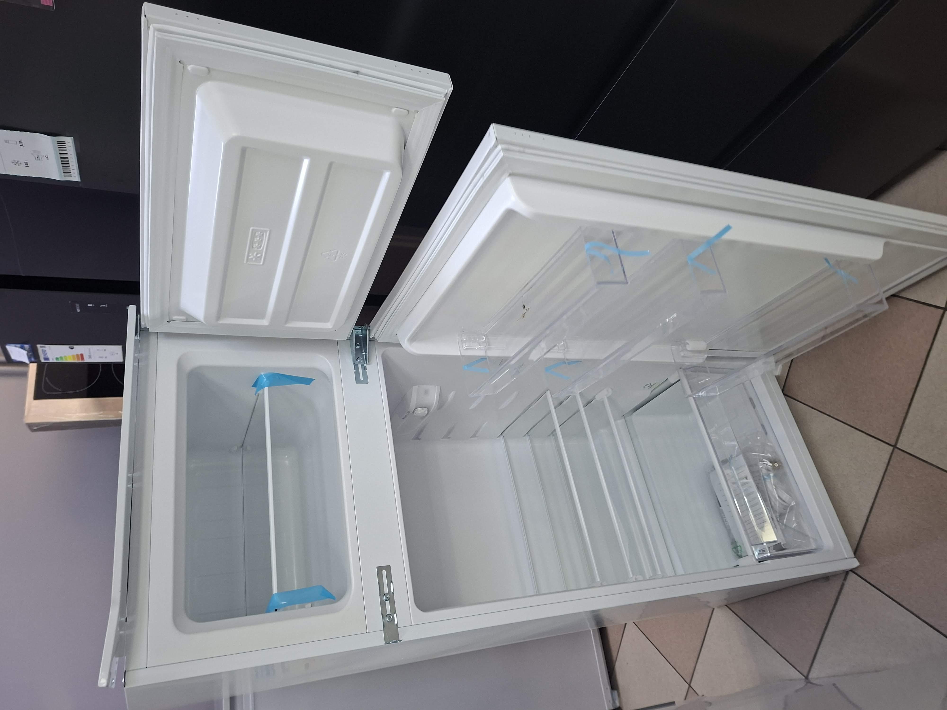 Ugradni Frižider Zerowatt ZMDD 14FH , 144 cm.