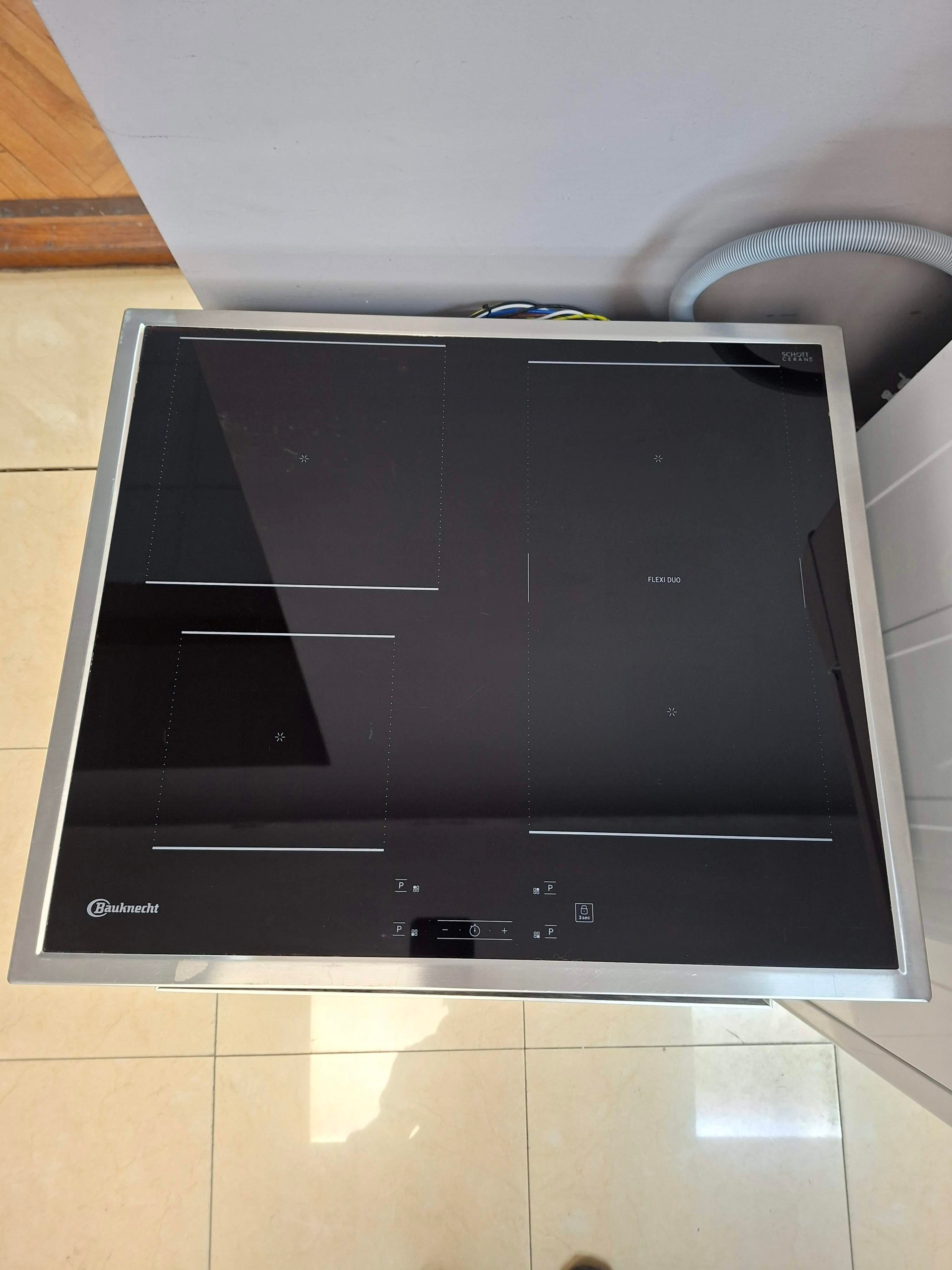 Ugradni set rerna+ploča Bauknecht HIS3 EI8V2 IN + BU 1760C FT