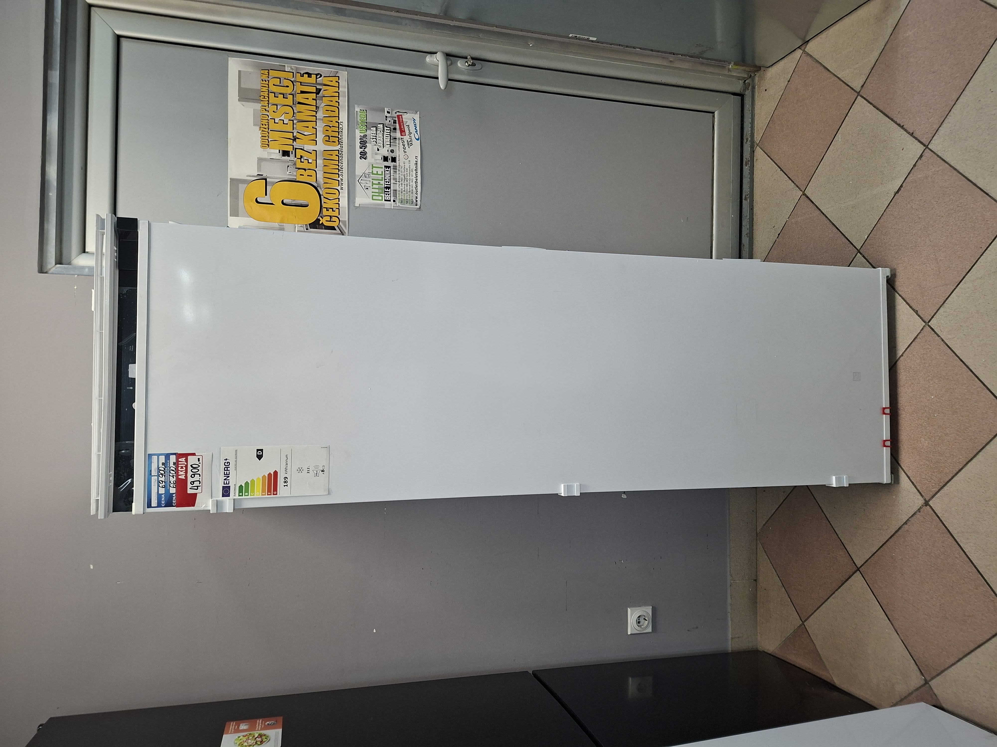 Ugradni Zamrzivač Electrolux EUN7ND18S , 177 cm.
