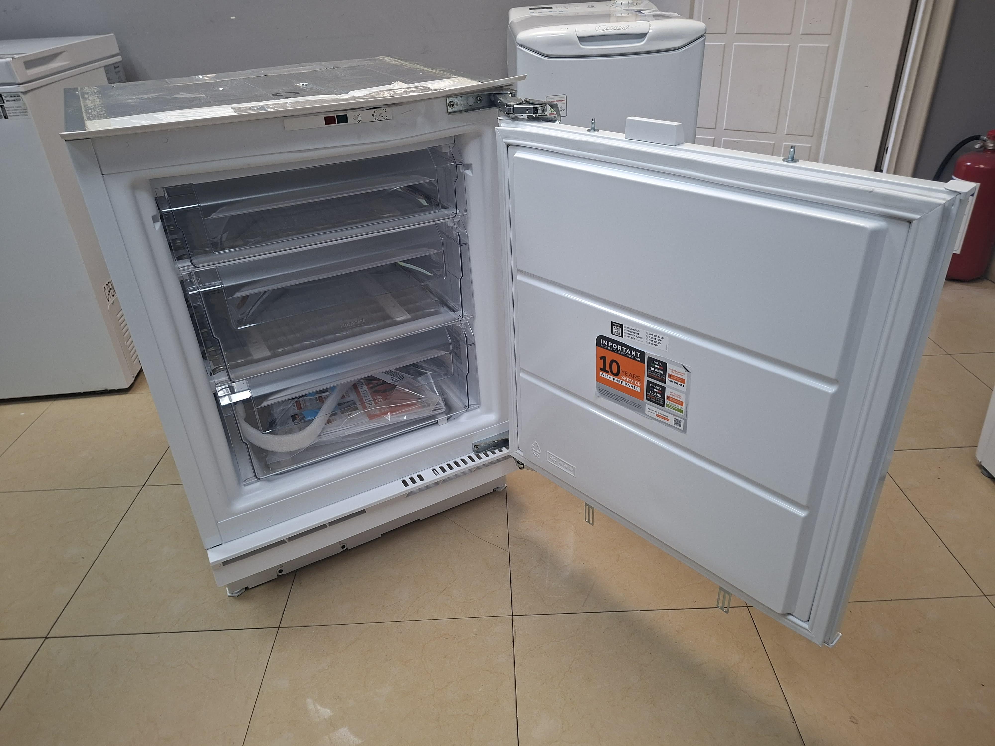 Ugradni Zamrzivač Hotpoint Ariston HABUFZ011, 82cm