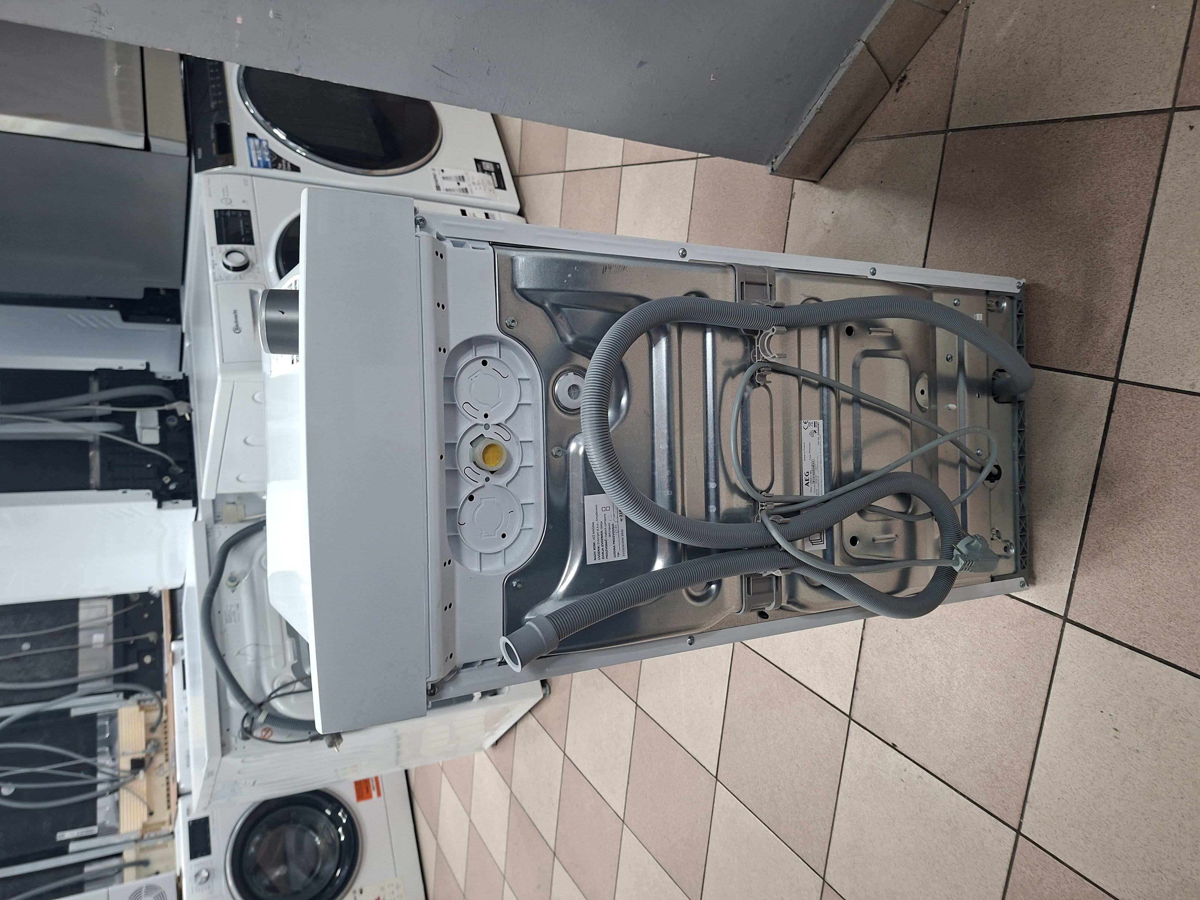 Veš mašina Aeg LTR6A41460 , 6 kg.