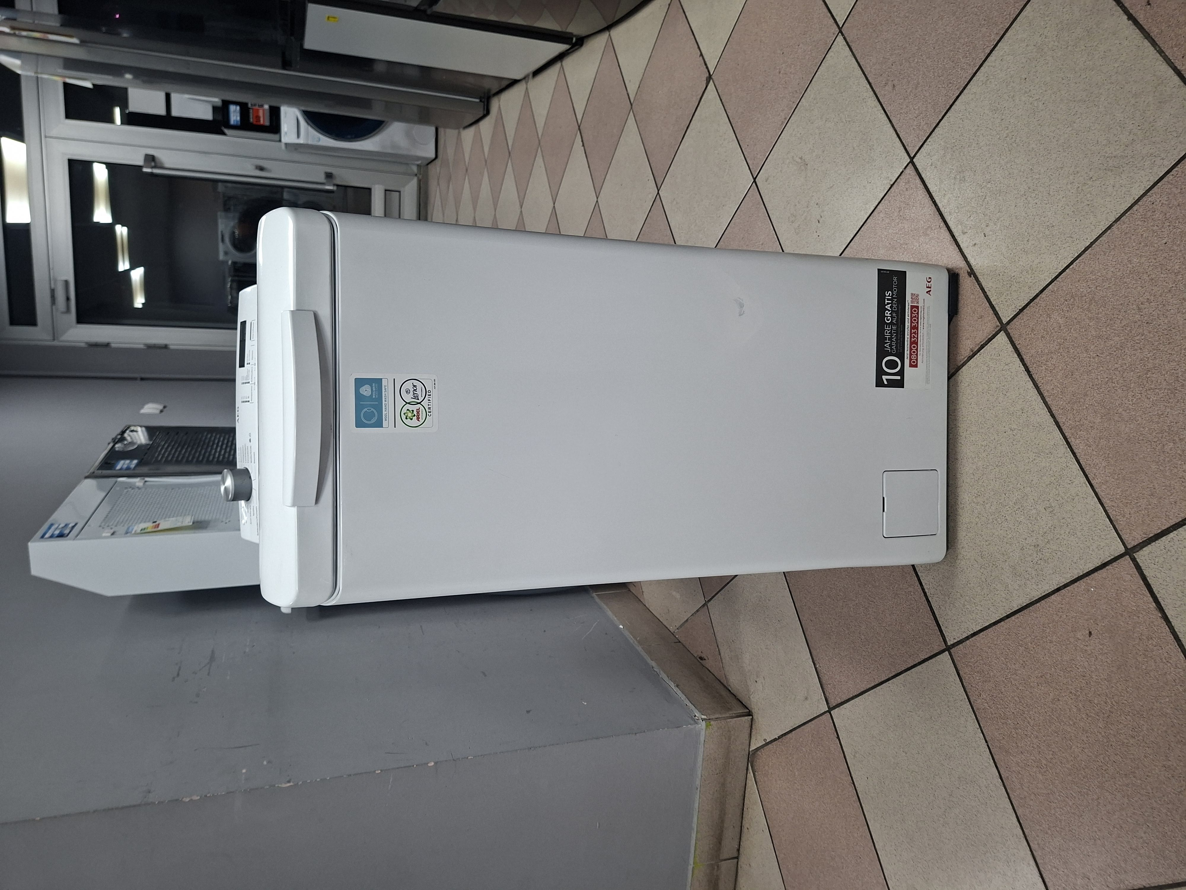 Veš mašina Aeg LTR6A41460 , 6 kg.