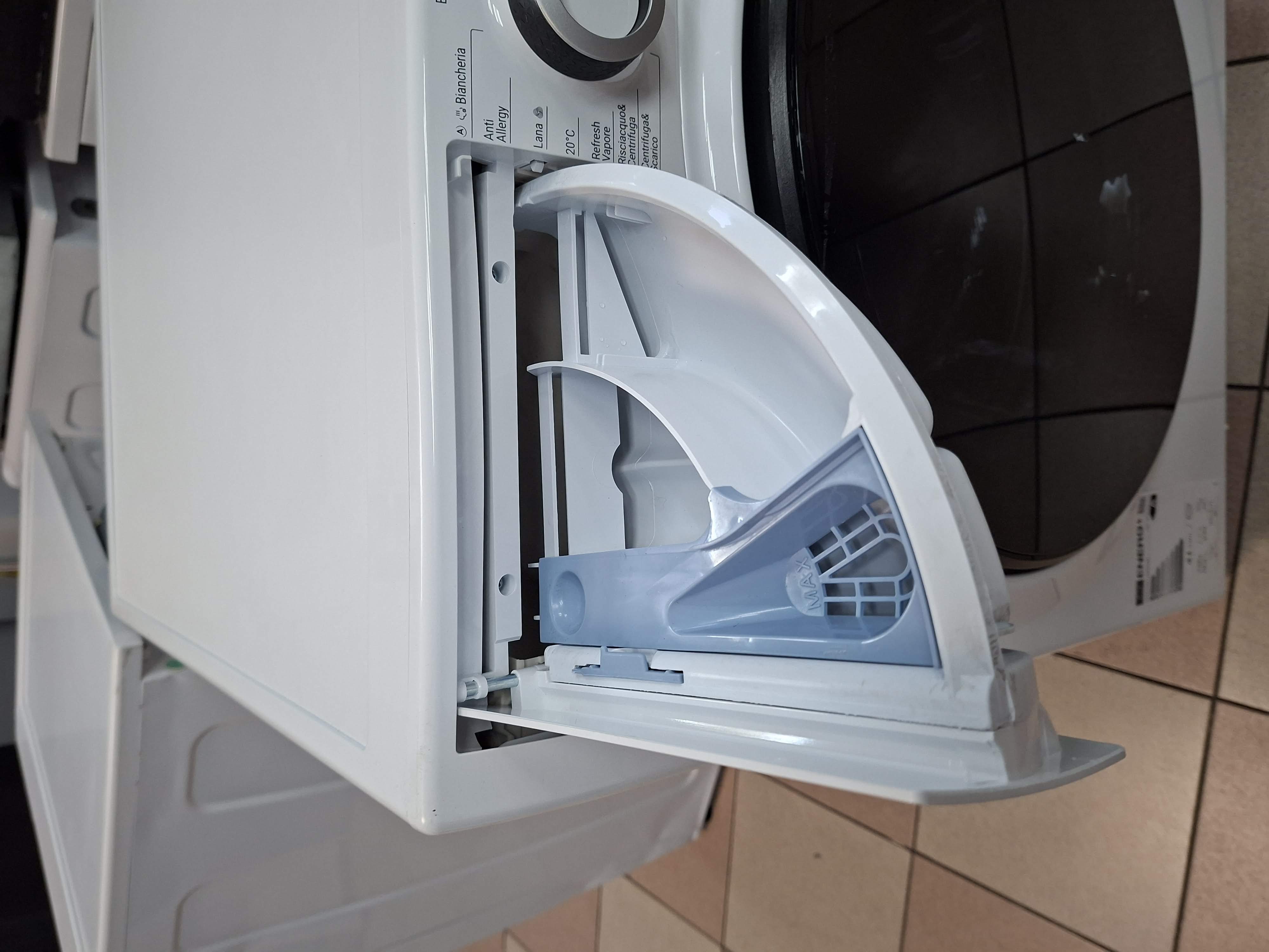 Veš mašina Ariston NBT 1048 WDA IT, 10 Kg