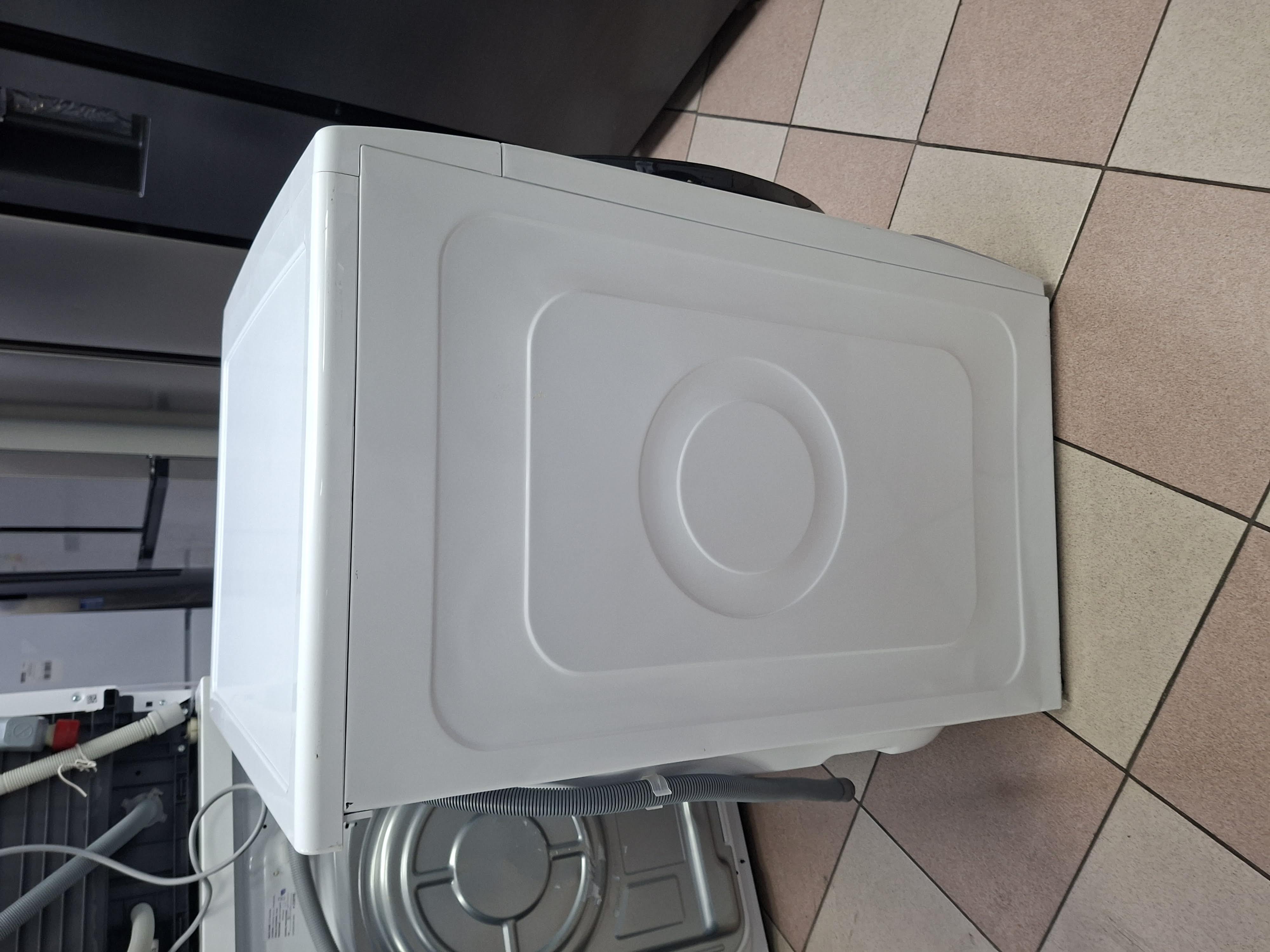 Veš mašina Bauknecht B6R 88E SILENCE DE , 8 kg.