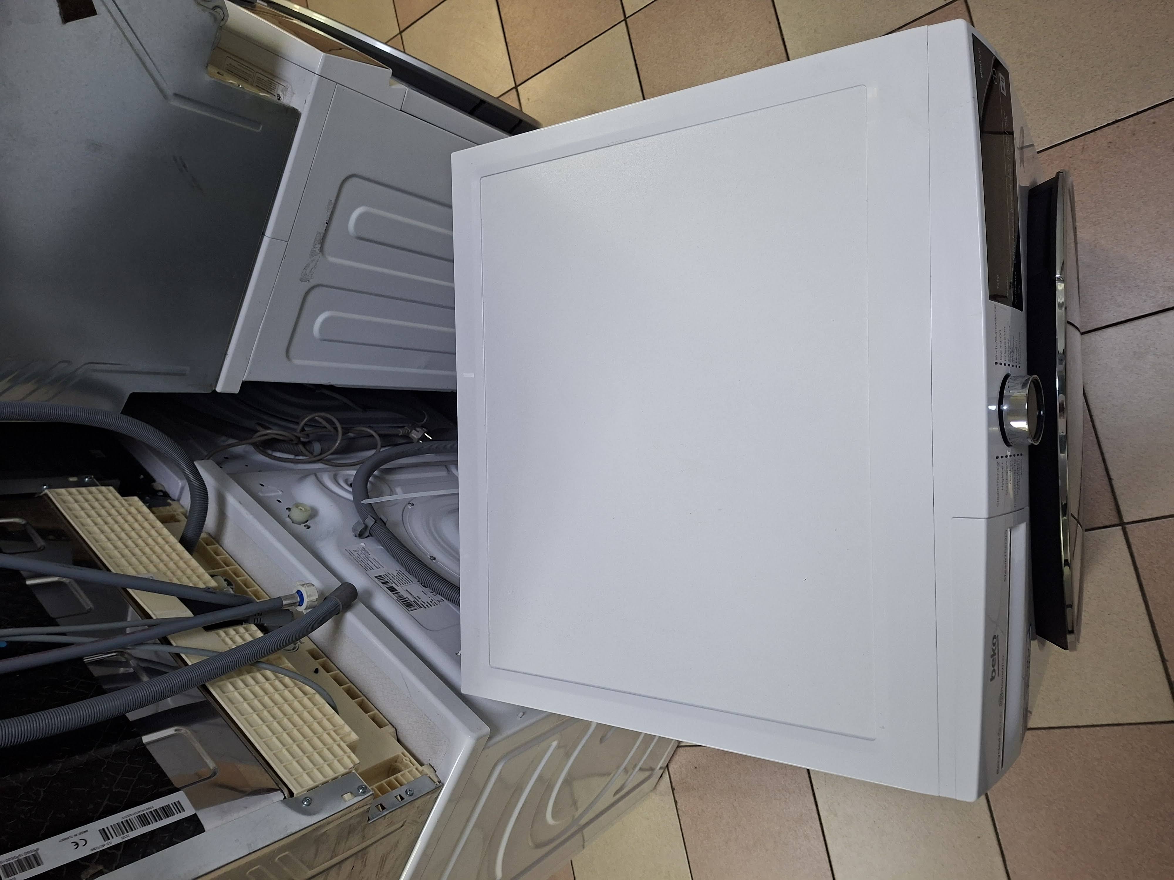 Veš mašina Beko B5WFT78410W , 8kg