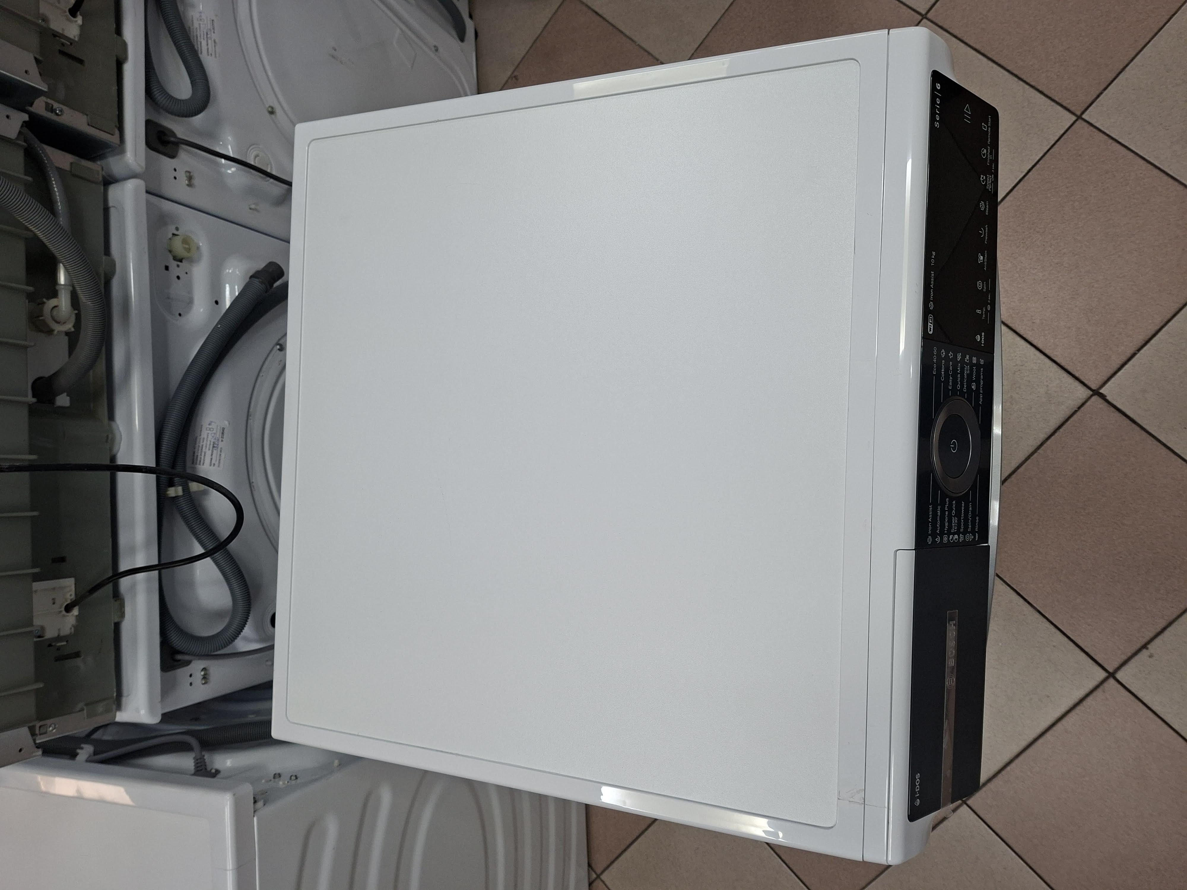 Veš mašina Bosch serija 6 WGH256A6BY ,  10 kg.