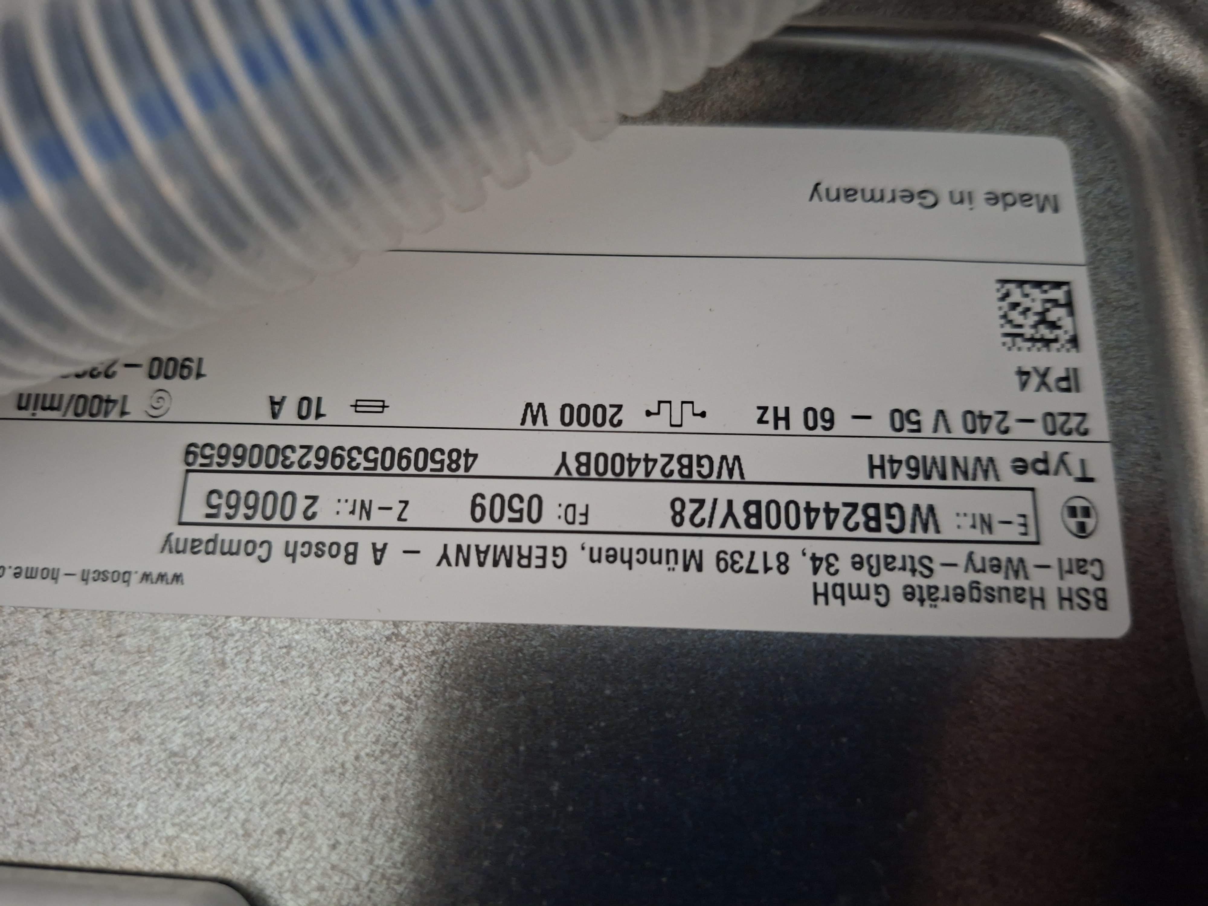 Veš mašina Bosch serija 8 WGB24400BY ,  9 kg.