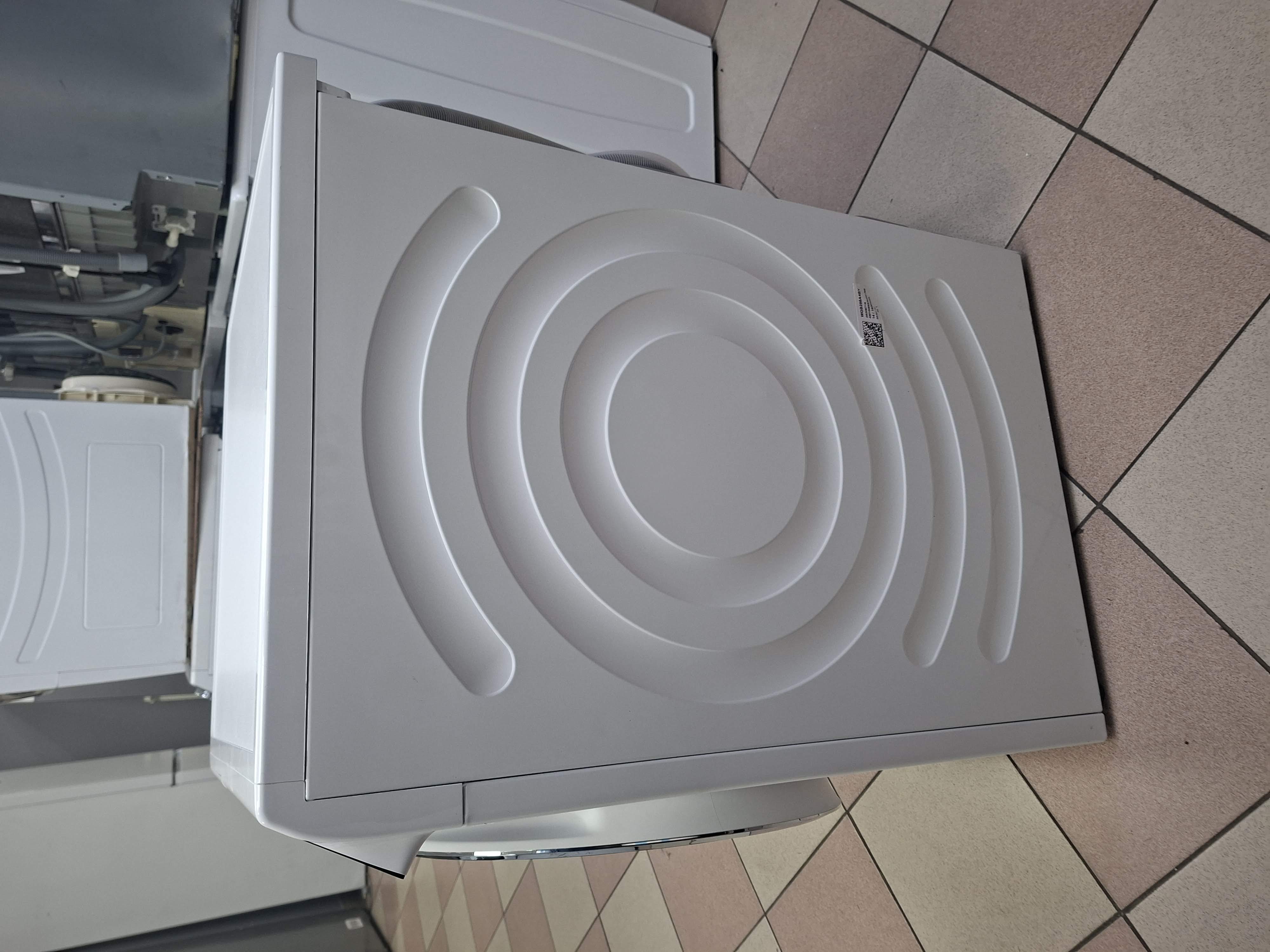 Veš mašina Bosch serija 8 WGB256A4BY ,  10 kg.