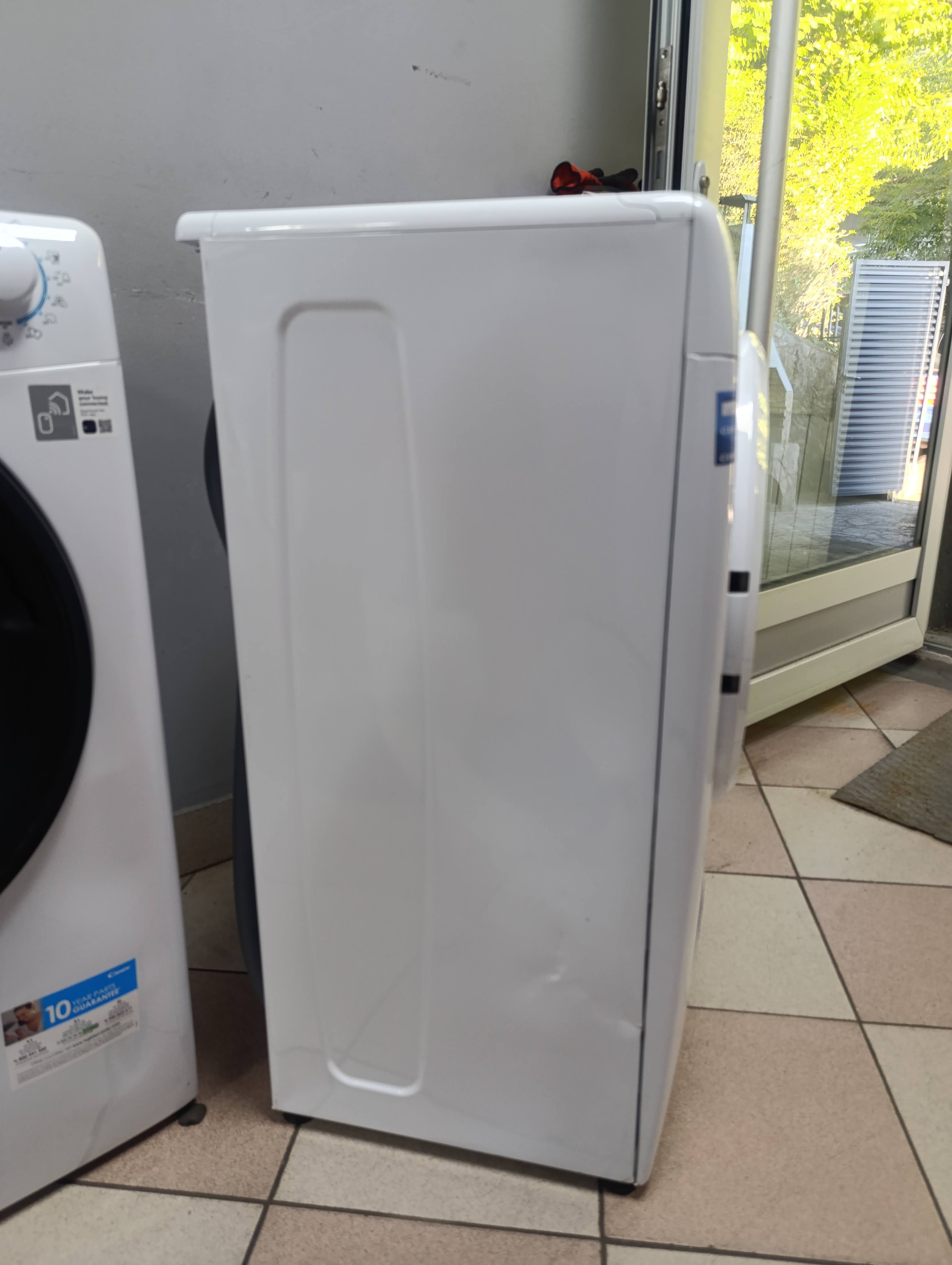 Veš mašina Candy CO4 274TWM6/1-S , 7 kg, slim