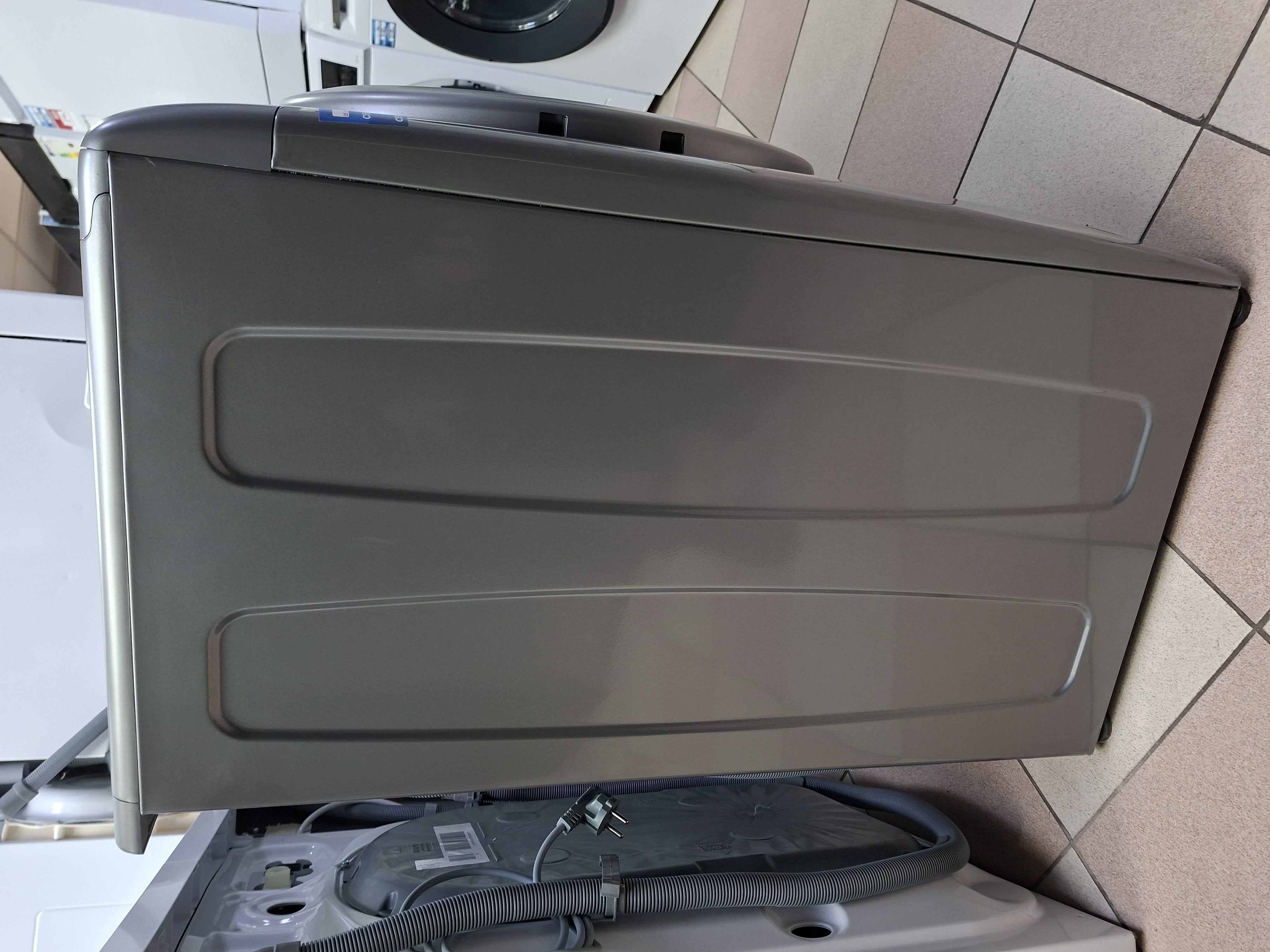 Veš mašina Candy CS 1292DWRR4/1-S  (2) , 9 kg.