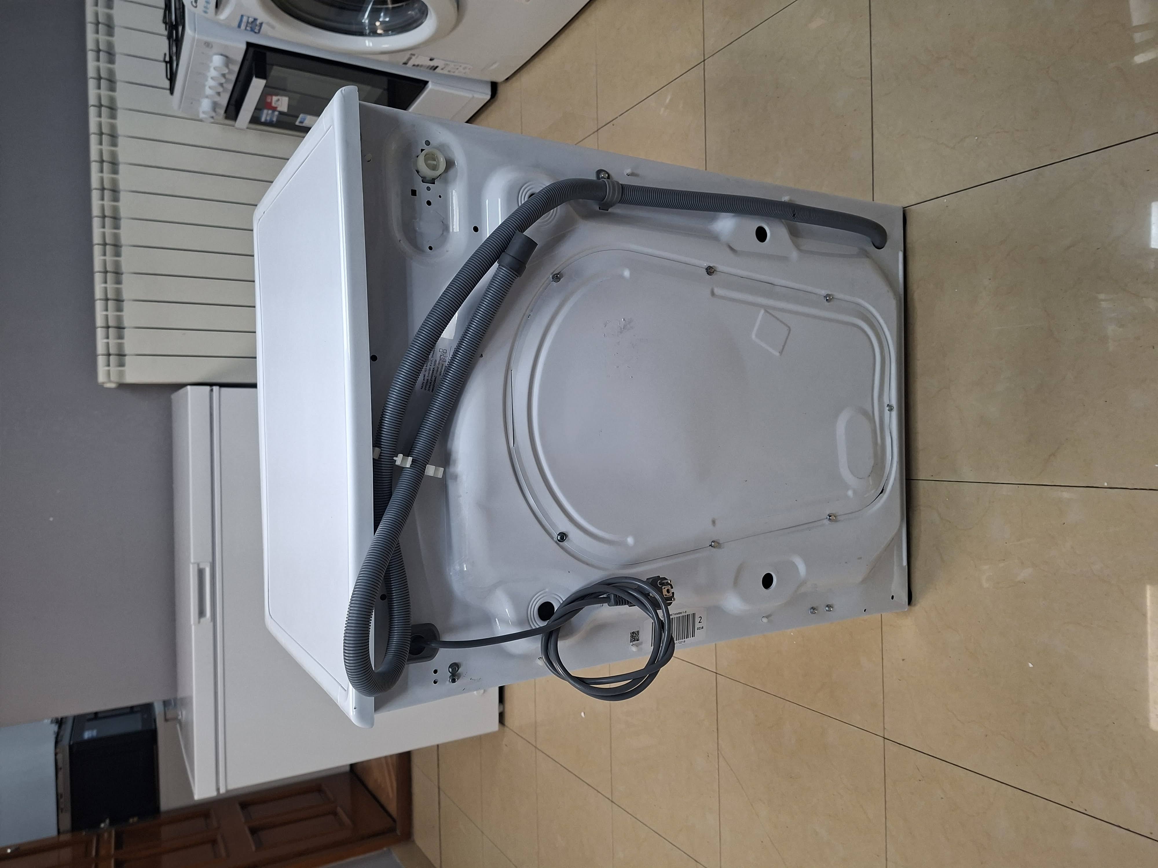 Veš mašina Candy CSO 496TWMB6/1-S , 9 kg.