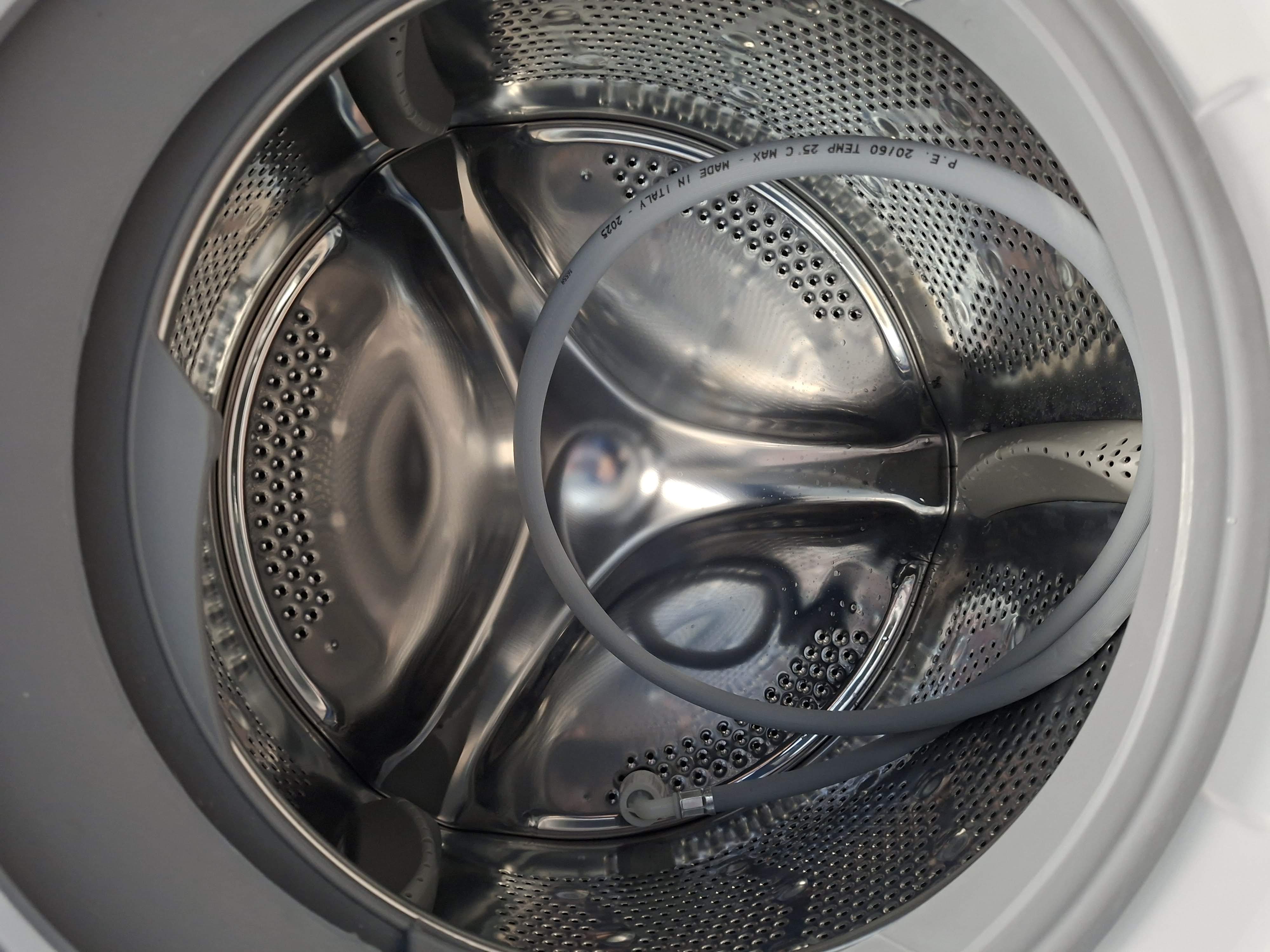 Veš mašina Candy CSO286TWM6/1-S , 8 kg.